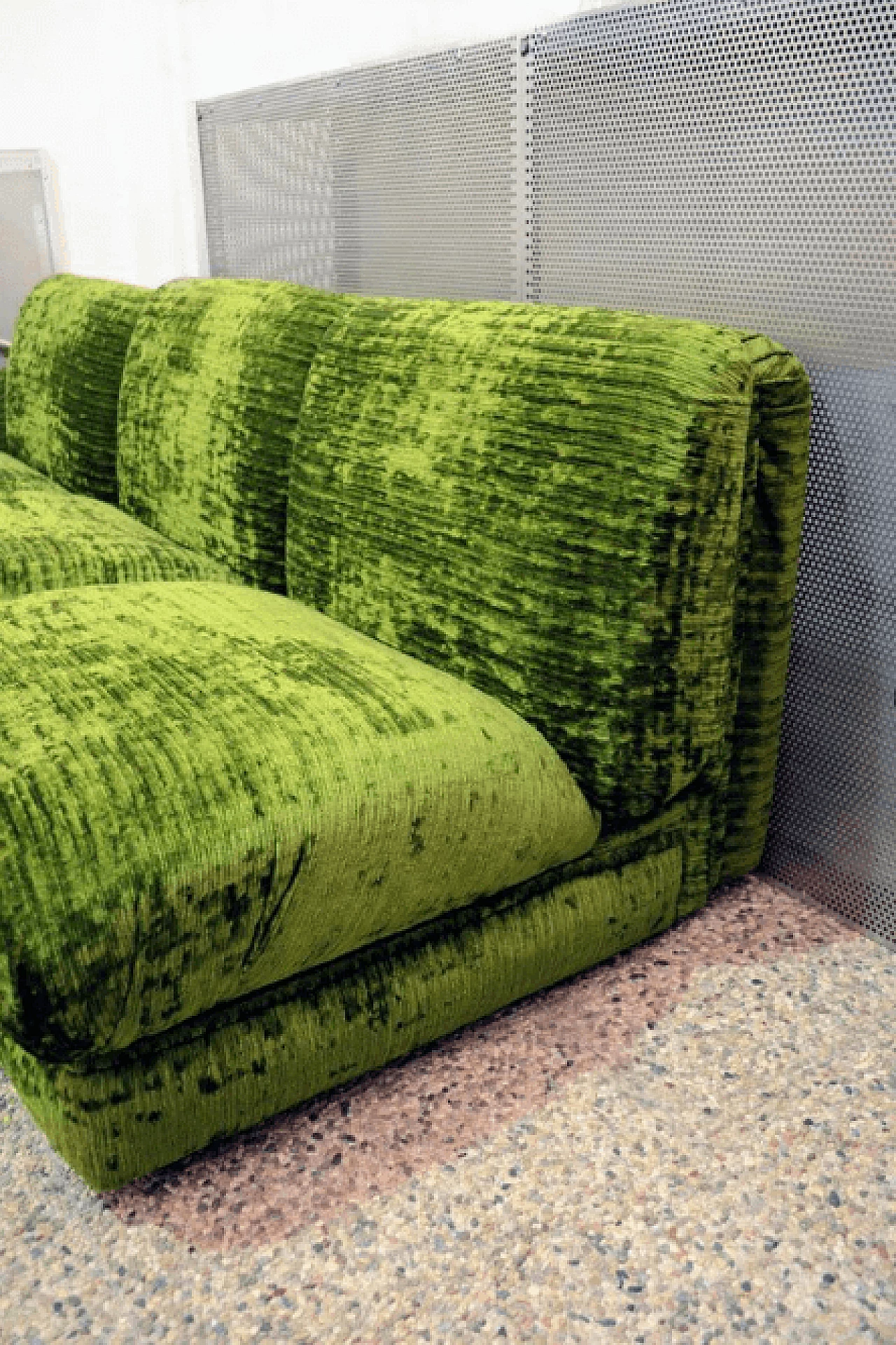 Modular green sofa with coffee table and radio, Italy, 70's 7