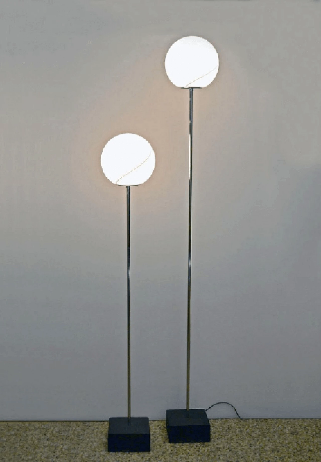 Pair of floor lamps by Leucos, Italy, 70s 3