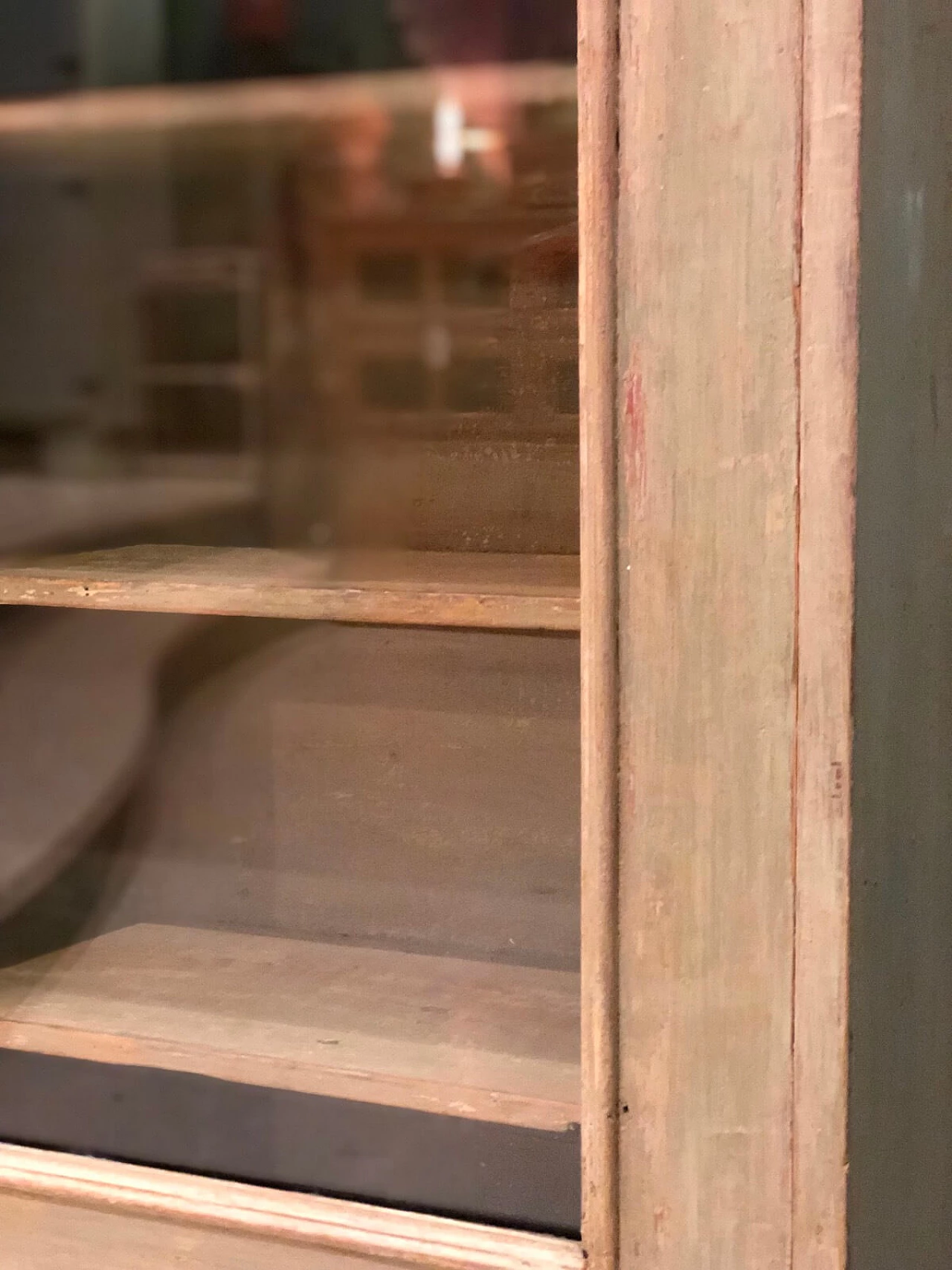 Vetrina anni ‘20/30 rustica verde/beige legno 4