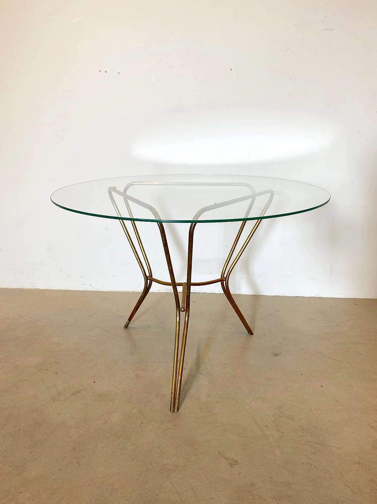 Coffee table in brass and glass, 1950s 1145393