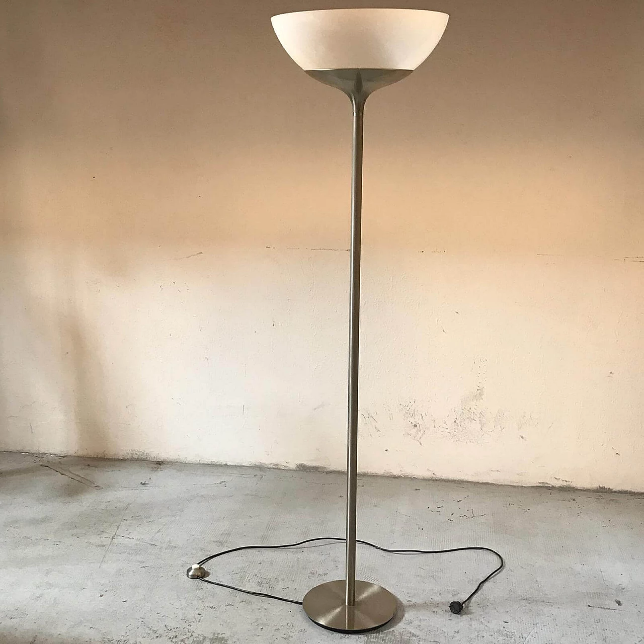 Floor lamp by Emma Gismondi 1145685