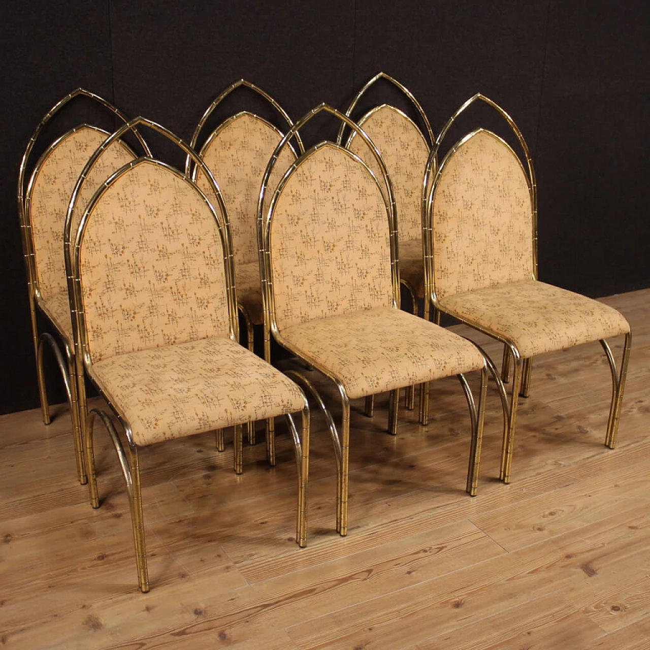 6 sedie italiane di design in metallo dorato, anni '70 1146471