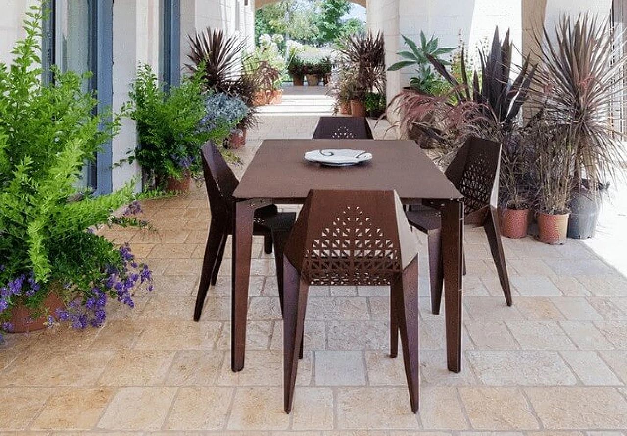 Leggero dining table by Giuseppe Pio D'Altilia in corten steel bronze tone, made in Italy 1146823