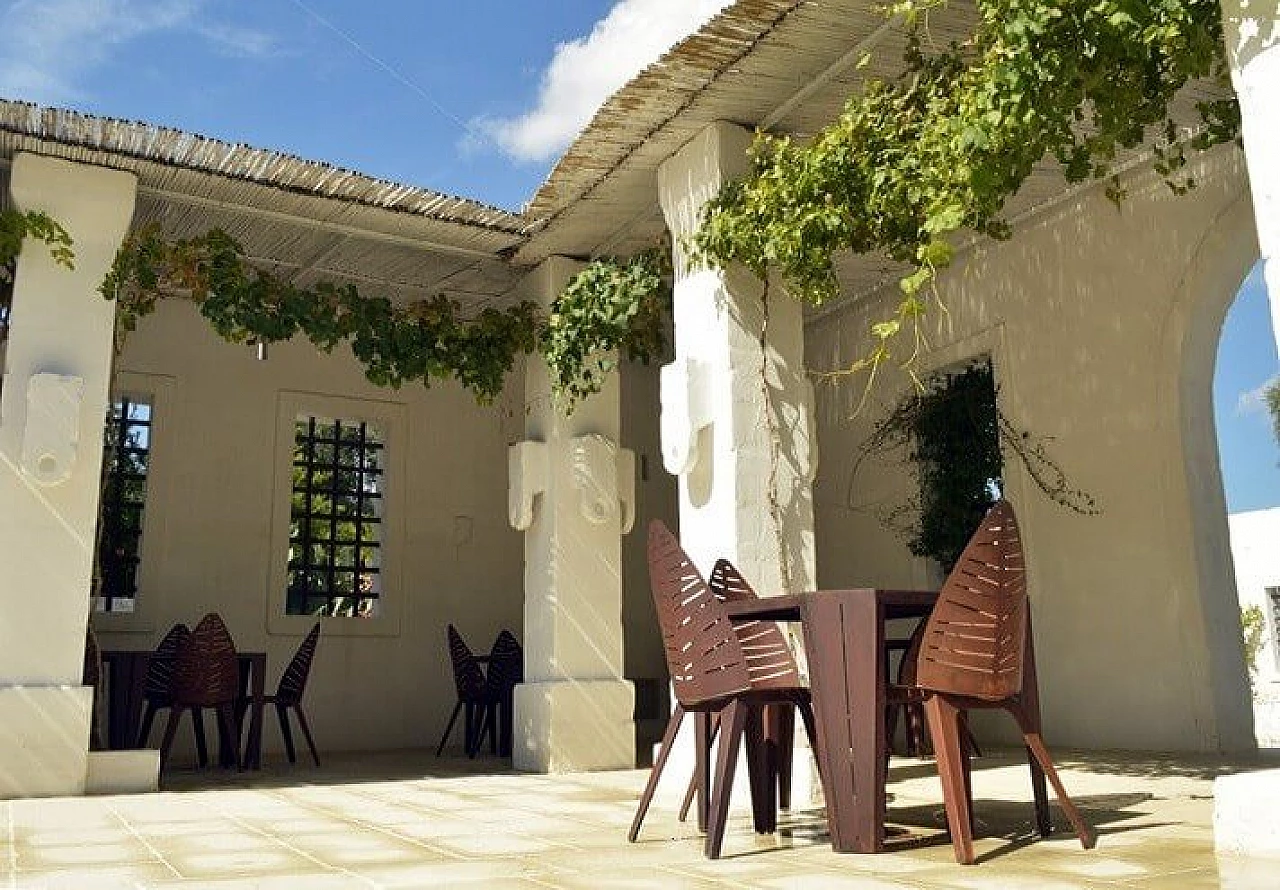 Tavolo Lila in acciaio corten 1146837