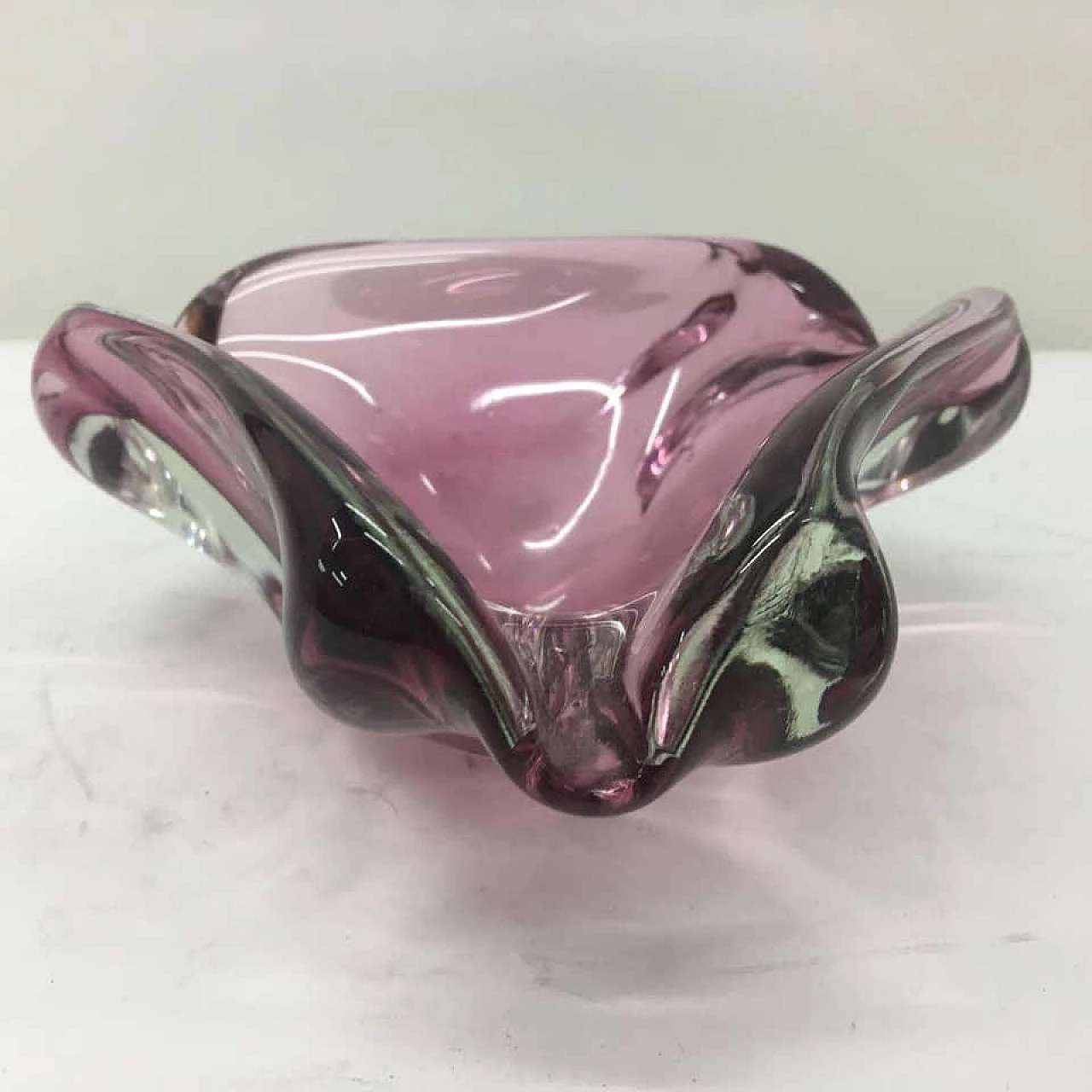 Ashtray in purple Murano glass, 70's 1146917