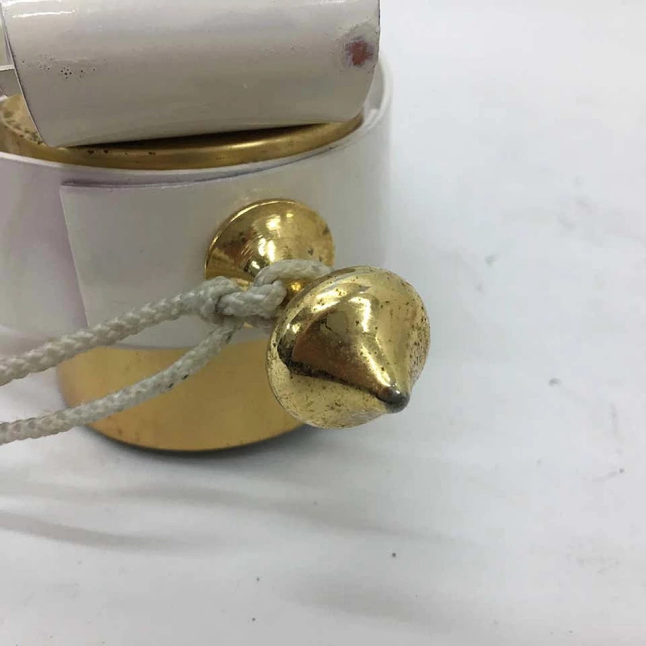 Pair of white and golden brass wall sconces, 1950s 1147006