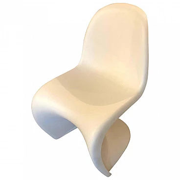 White chair by Verner Panton for Vitra