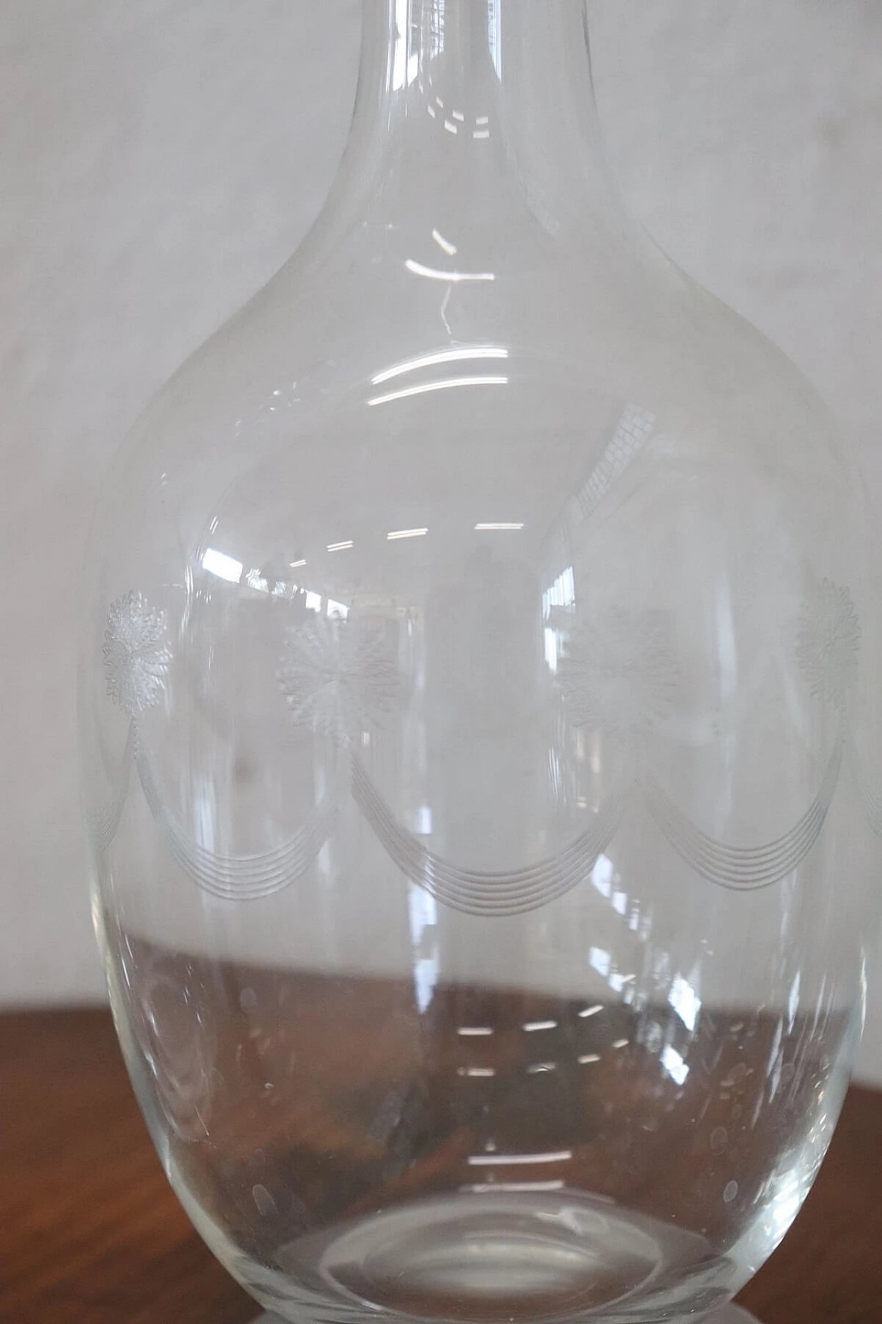 Coppia di bottiglie in vetro artistico decorato, inizi sec XX 1147594