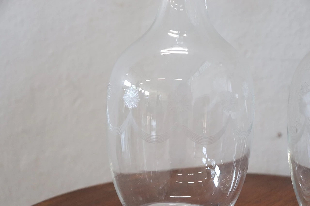 Coppia di bottiglie in vetro artistico decorato, inizi sec XX 1147601