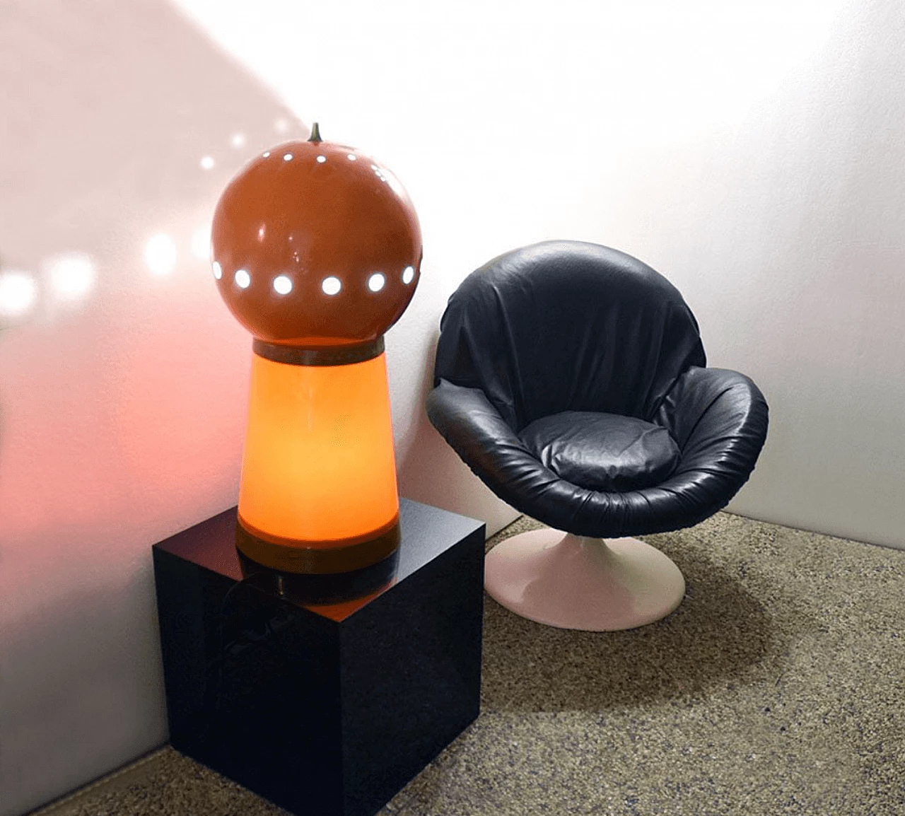Space Age table lamp in plastic and metal, 1960s 1148022