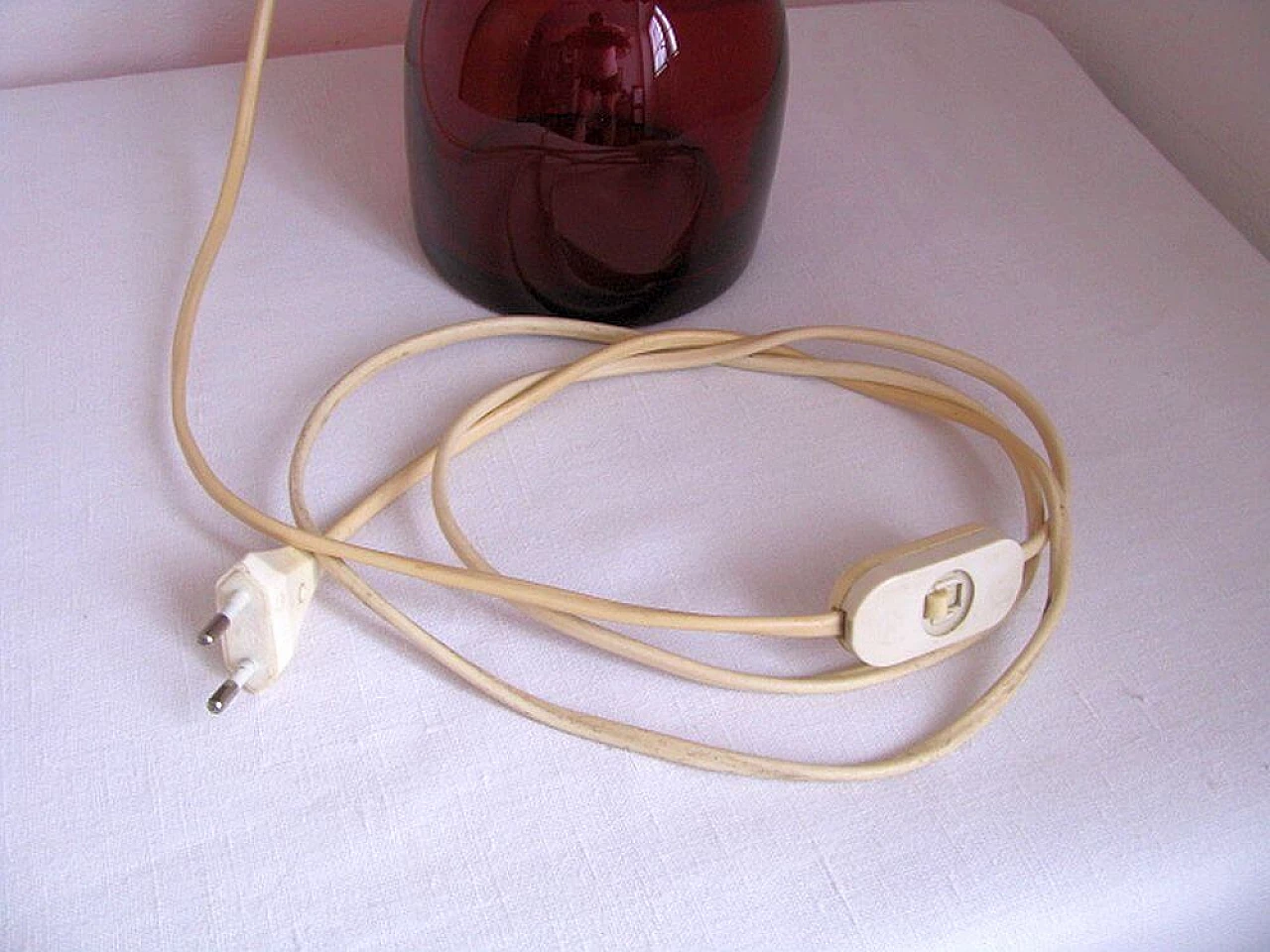 Lampada da tavolo francese in vetro, anni '60 1148136