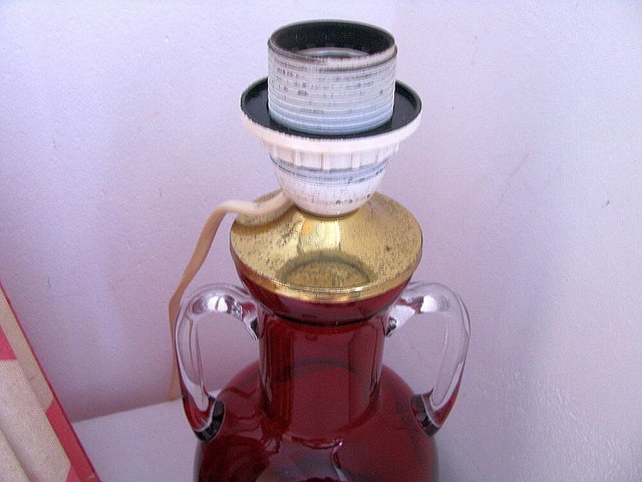 Lampada da tavolo francese in vetro, anni '60 1148141