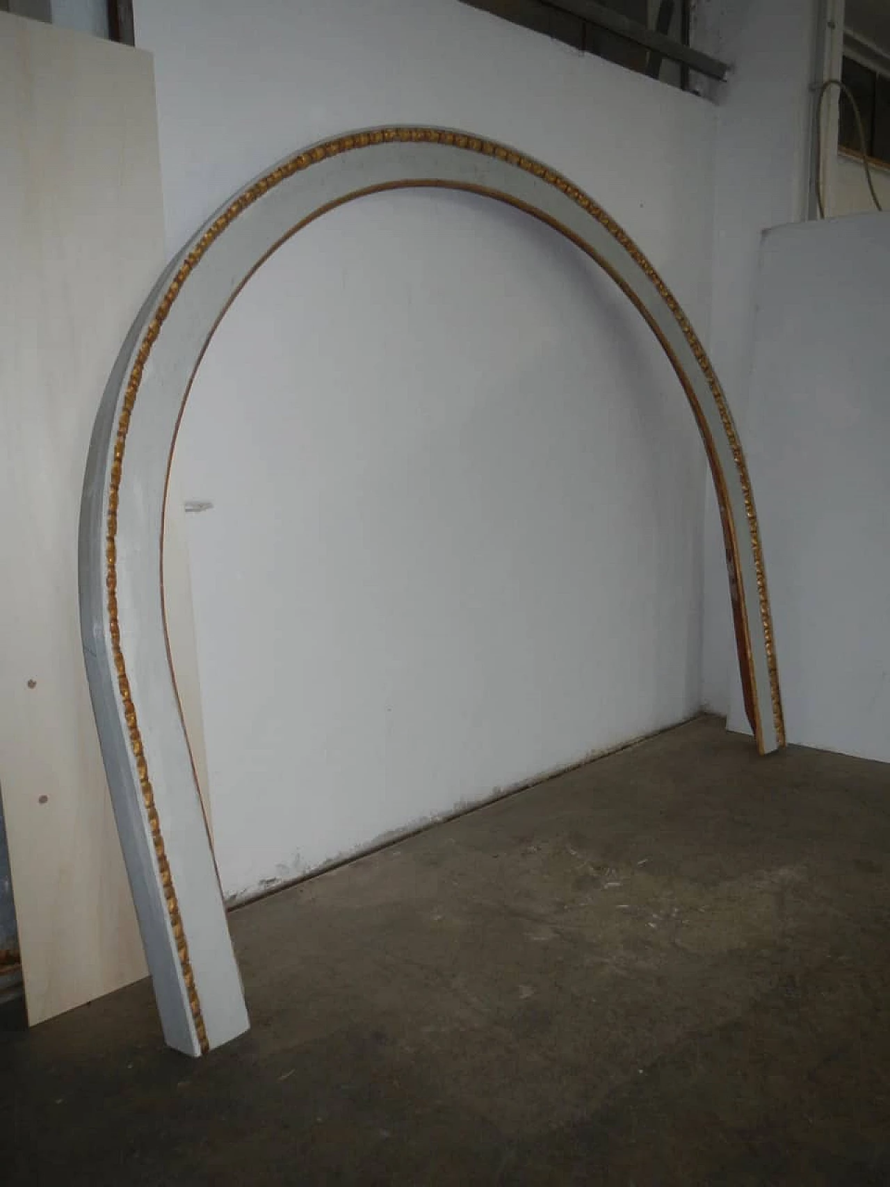 Lacquered frame with gold leaf twist, 1920s 1148641