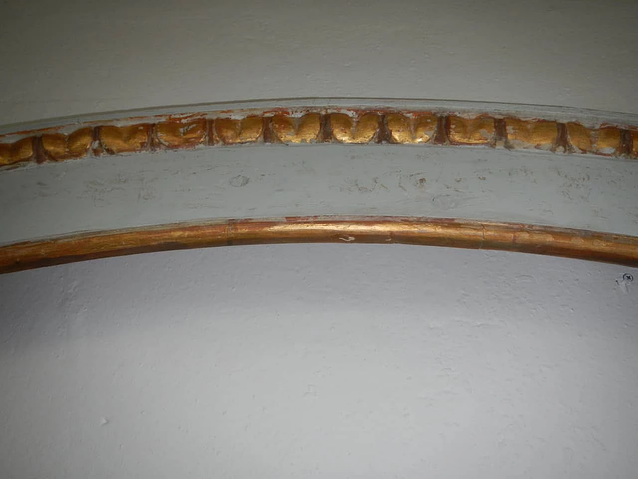 Lacquered frame with gold leaf twist, 1920s 1148645