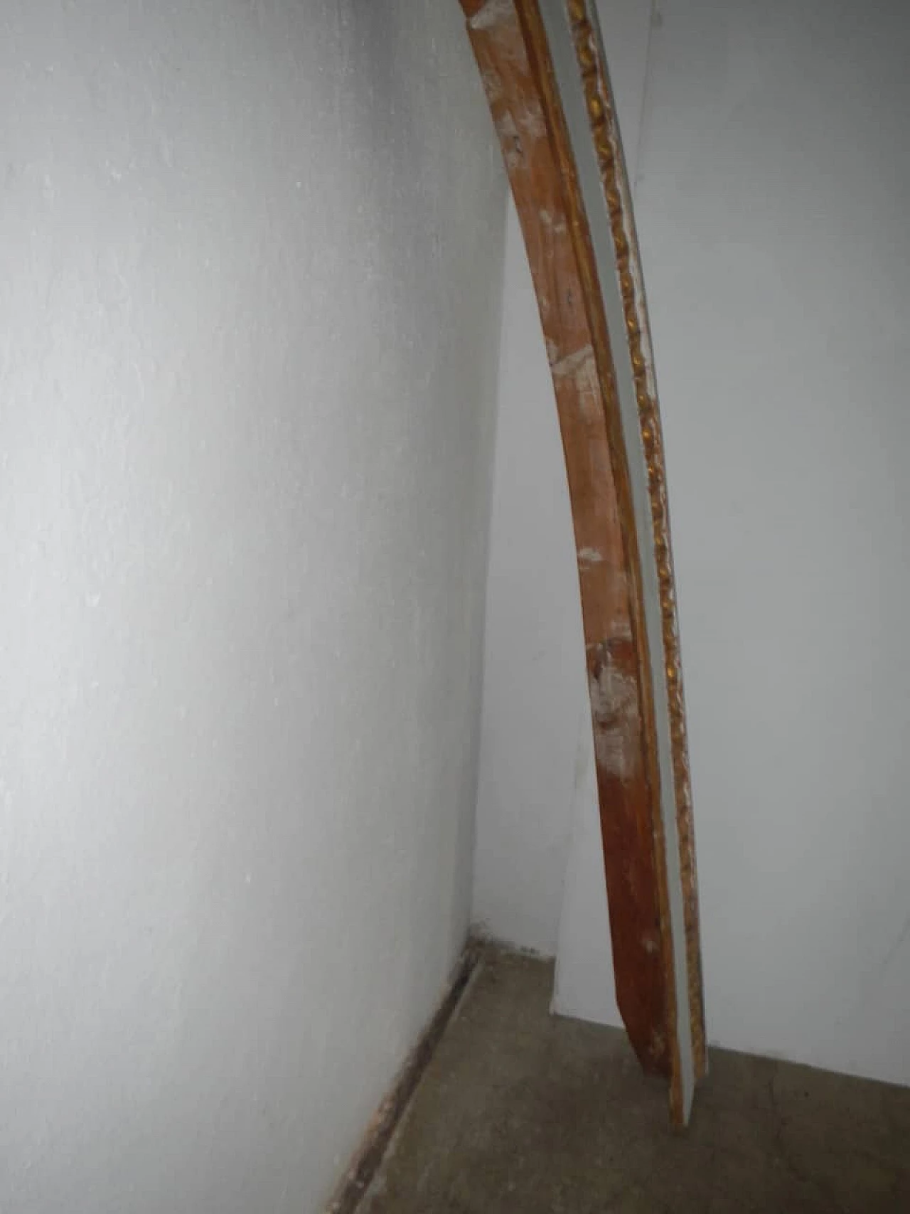 Lacquered frame with gold leaf twist, 1920s 1148647