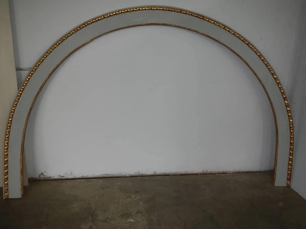 White lacquered frame with gold leaf twist, 1920s 1148685