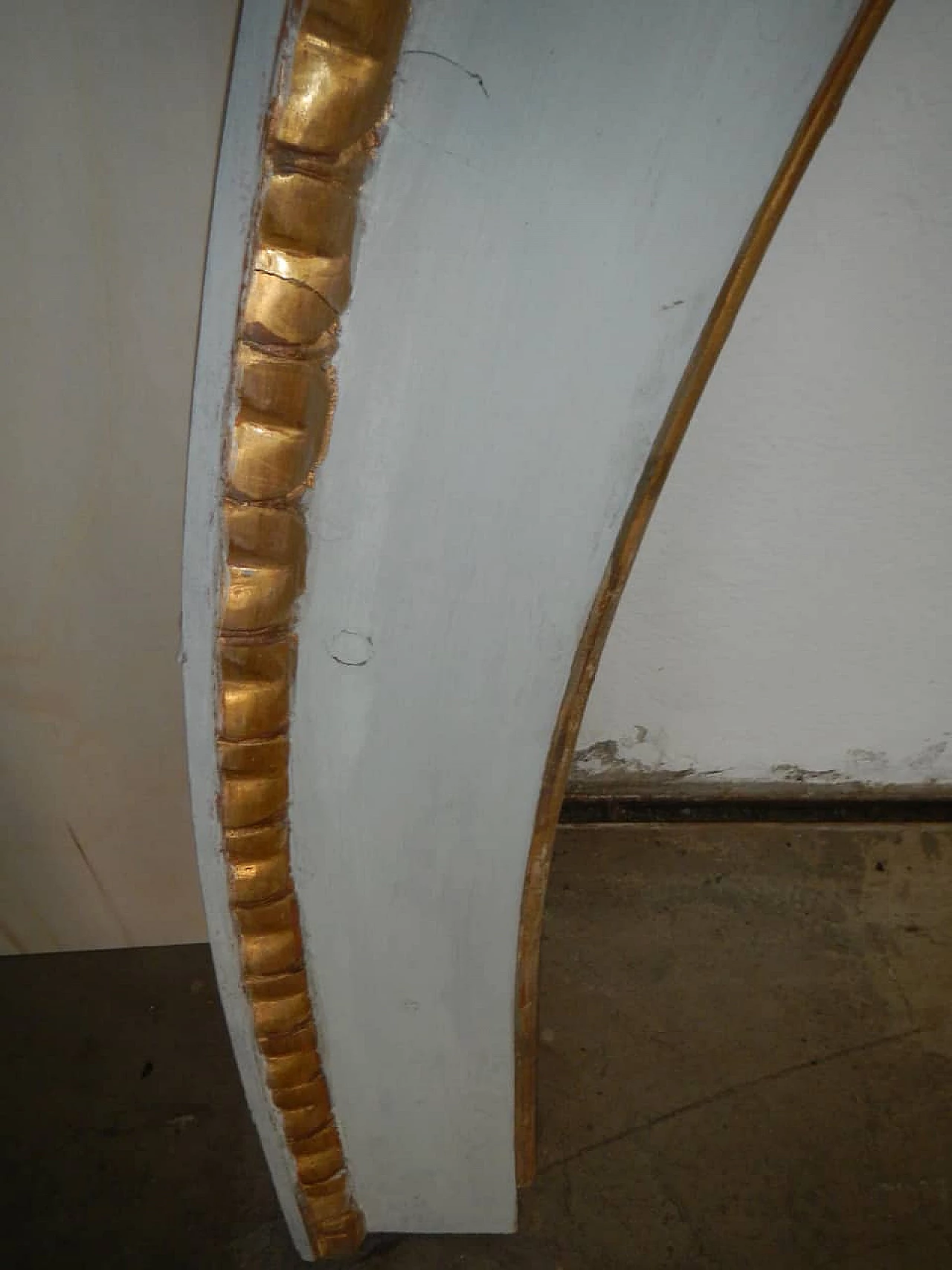 White lacquered frame with gold leaf twist, 1920s 1148701