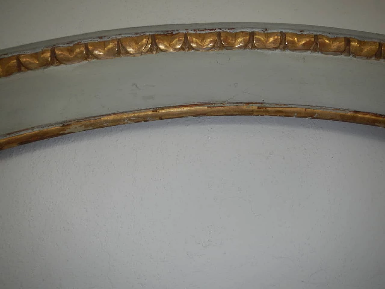 White lacquered frame with gold leaf twist, 1920s 1148703