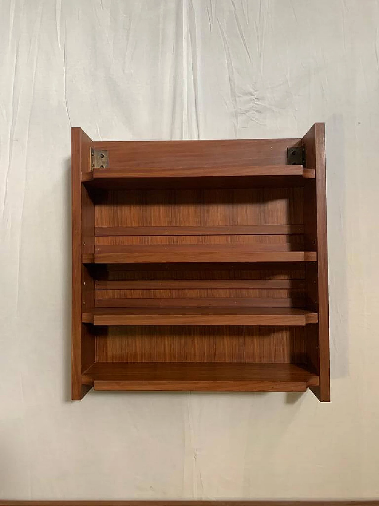 Small teak shelf, 70's 1148783