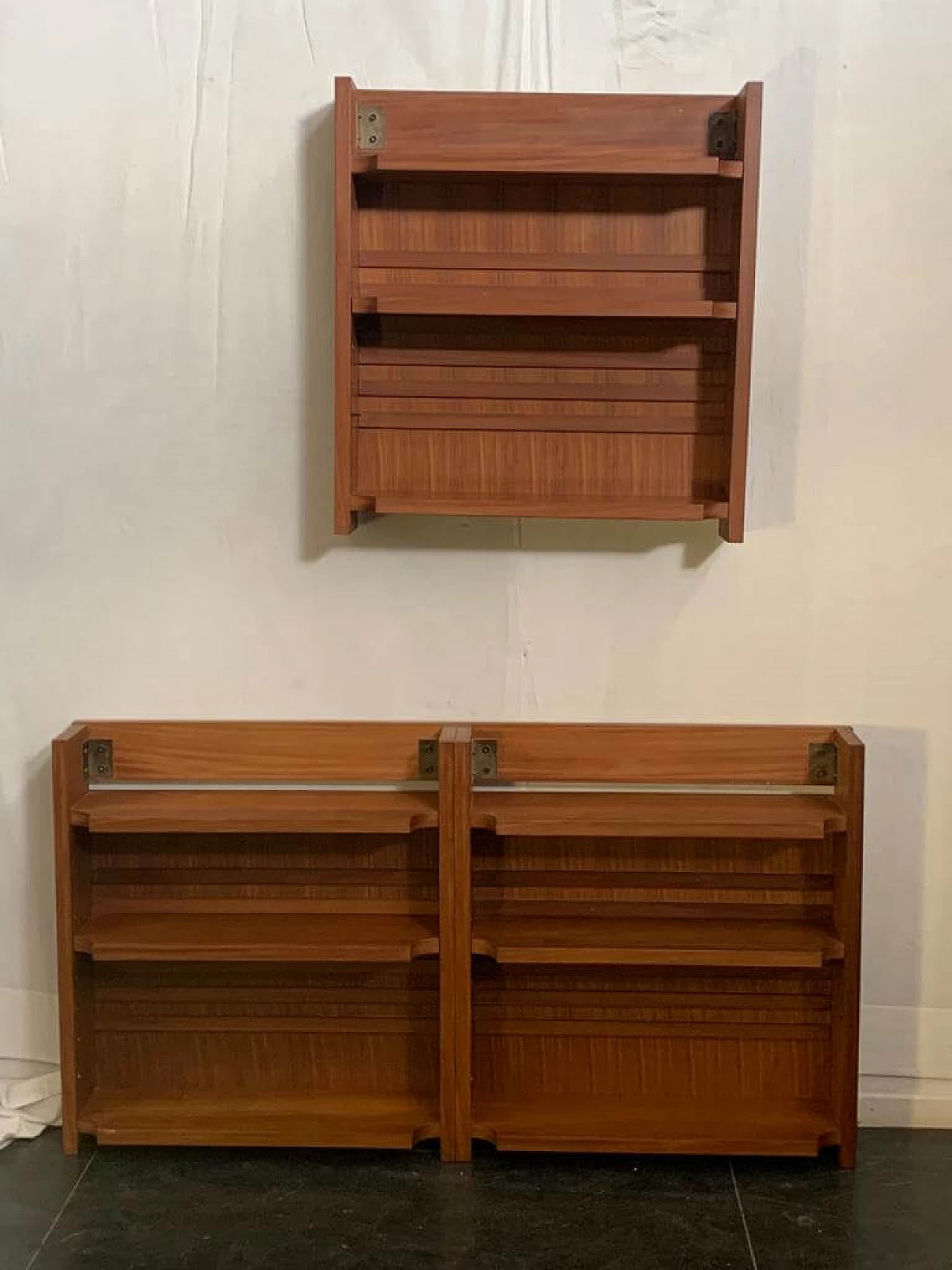 Small teak shelf, 70's 1148788