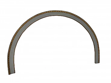 Cornice laccata bianca con torciglione in foglia d'oro, anni '20