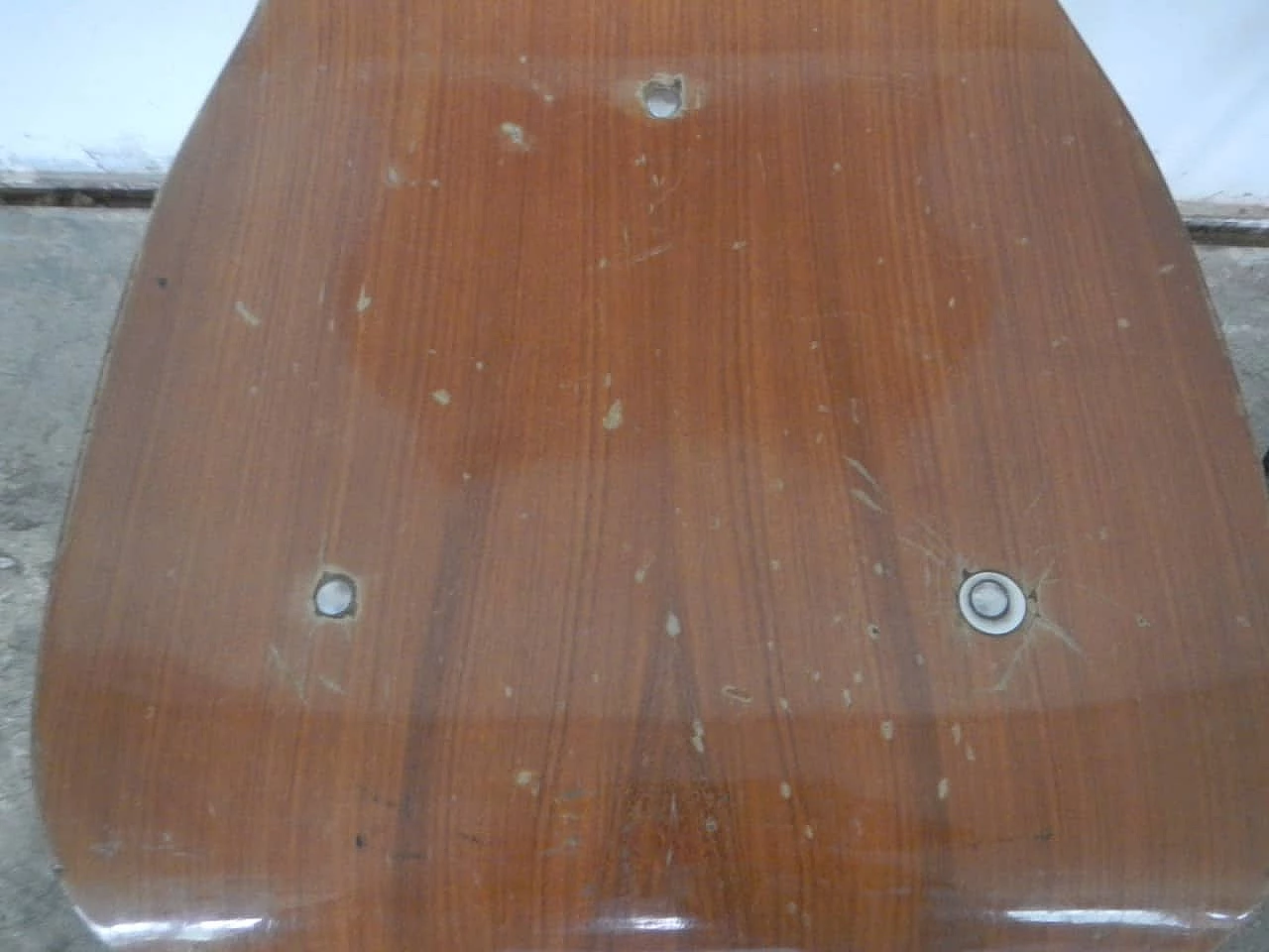 Coppia di sedie in legno curvato, anni '70 1149192