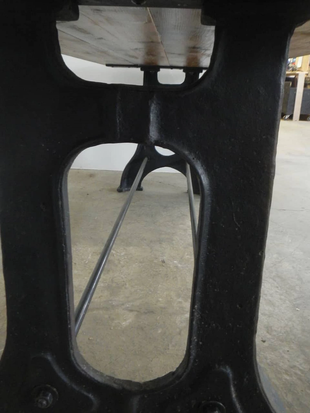 Industrial work dining table in iron and wood, 70s 1149209