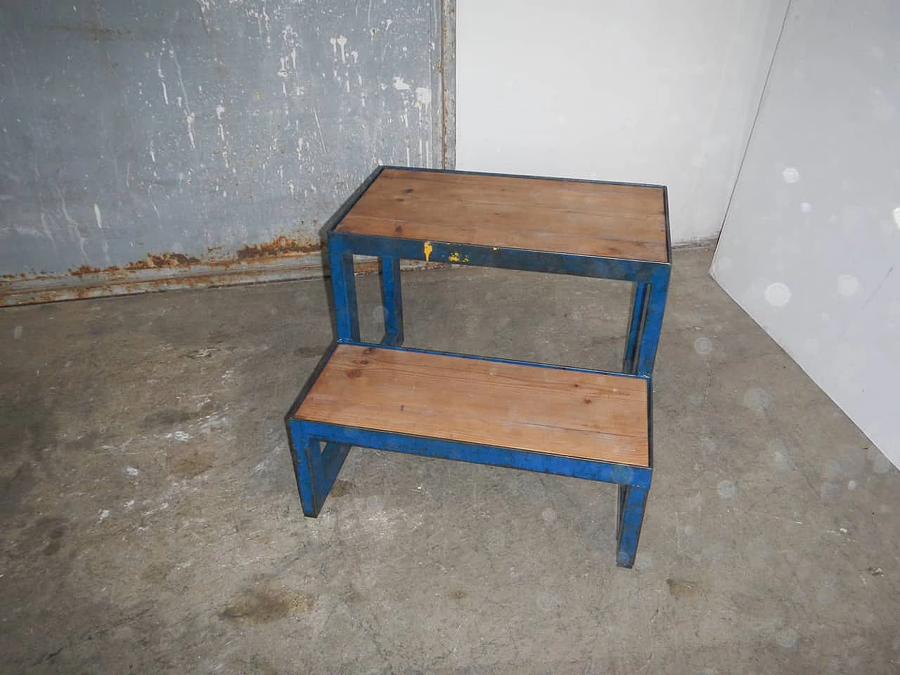 Step stool in blue metal, 70s 1149292