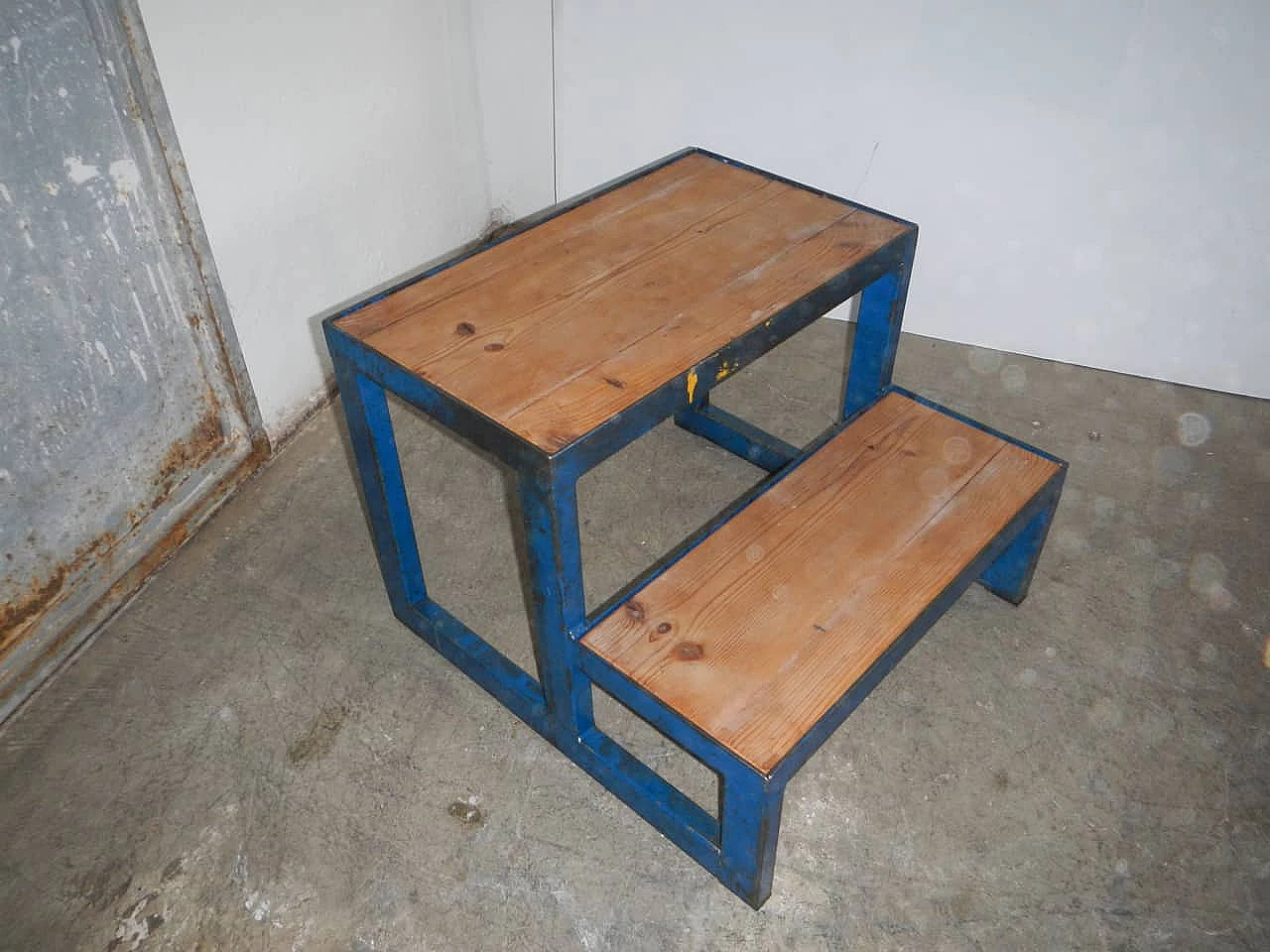 Step stool in blue metal, 70s 1149293