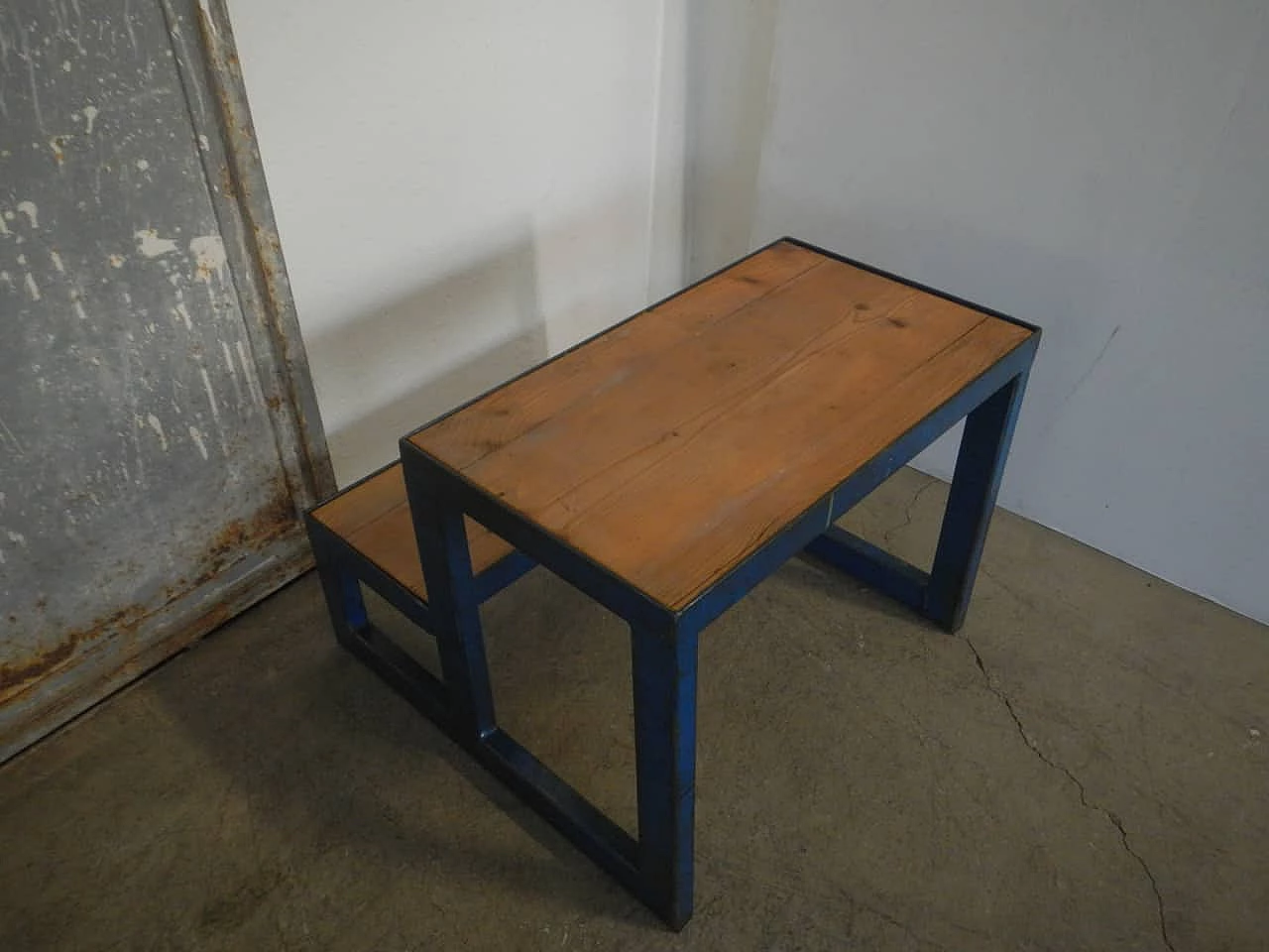 Step stool in blue metal, 70s 1149296