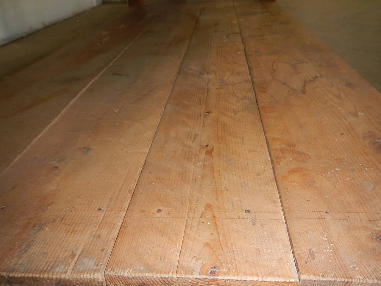 Large double top work table  in wood and formica, 70s 1149434