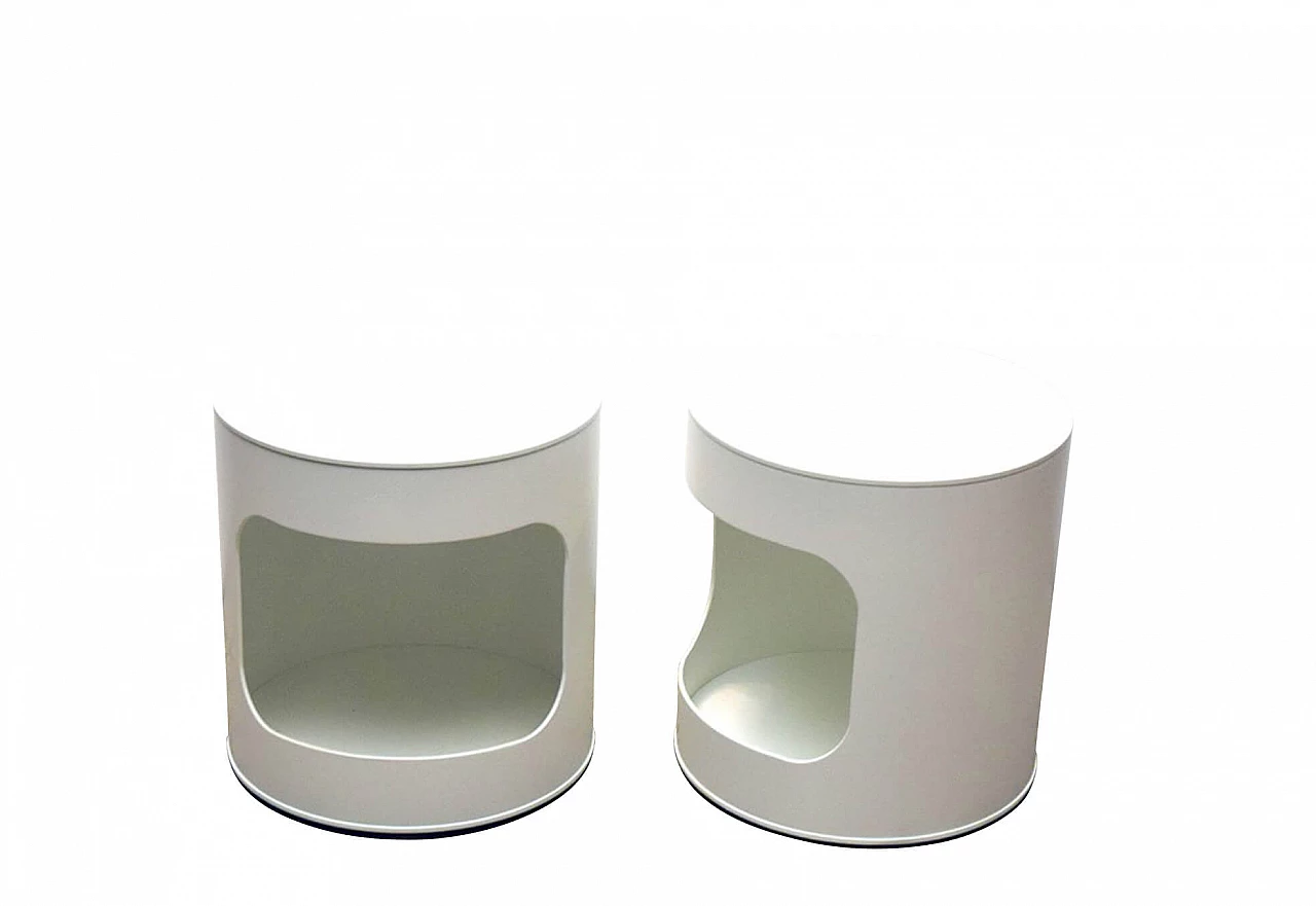 Coppia di comodini Space age in plastica laccata bianca e legno, anni '70 1149470