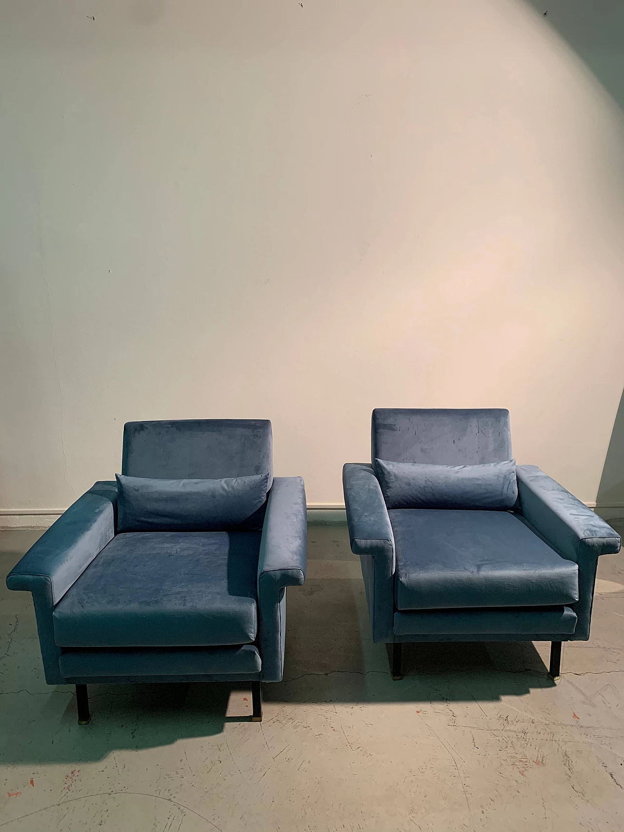 Pair of armchairs, 70s 1150863