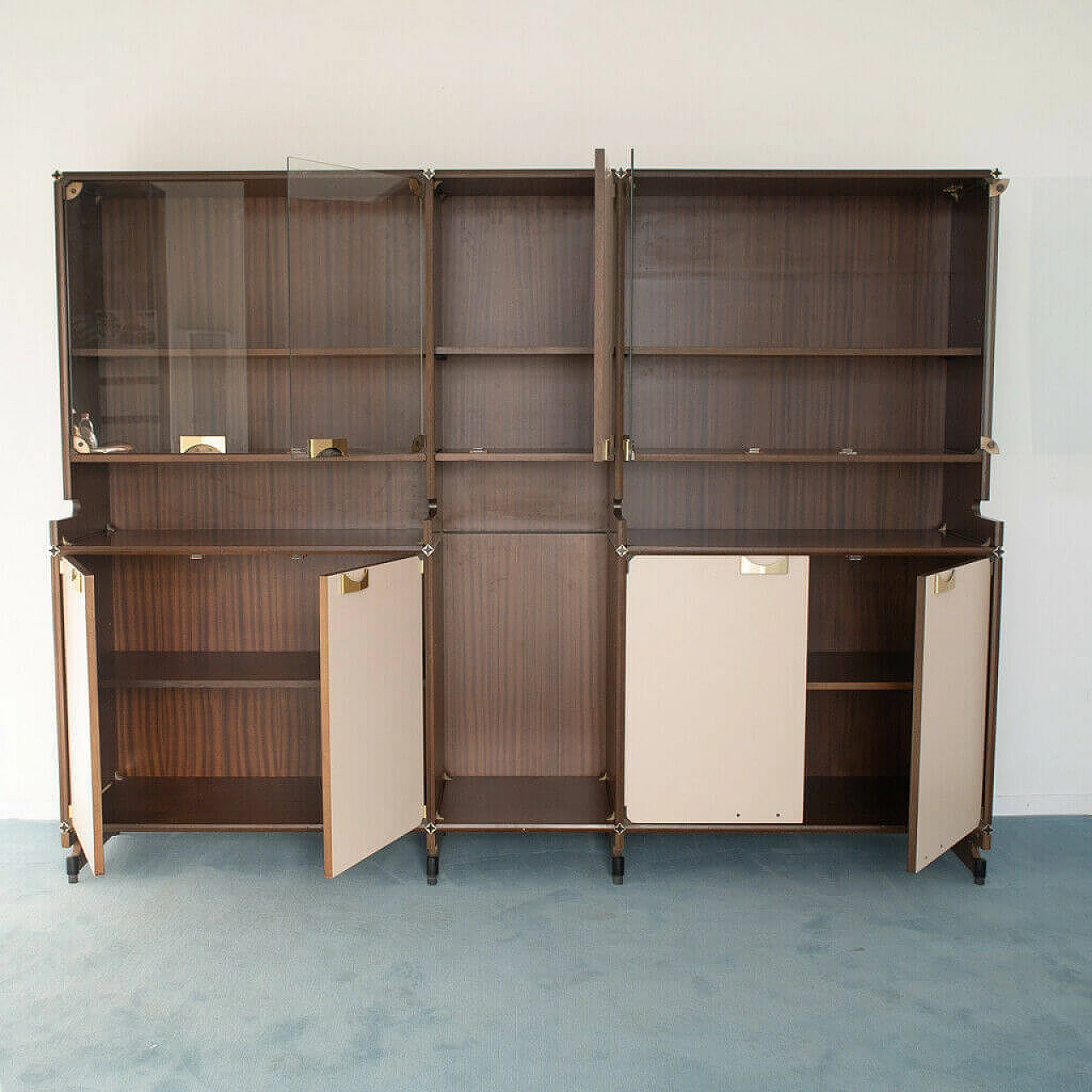 Credenza in legno e vetro di Piarotto, anni '70 1151480