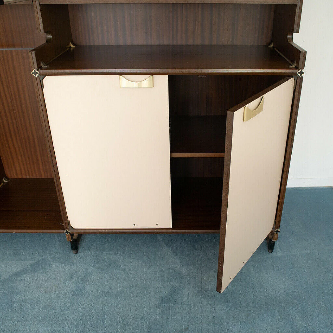 Credenza in legno e vetro di Piarotto, anni '70 1151482