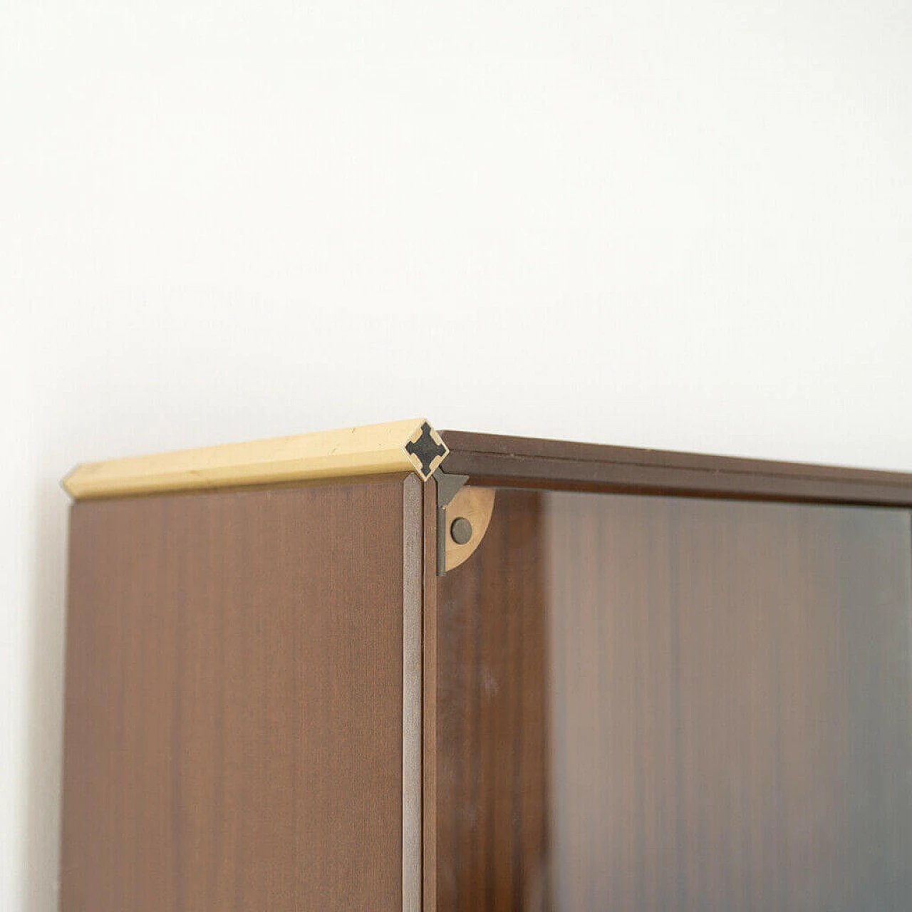 Credenza in legno e vetro di Piarotto, anni '70 1151486