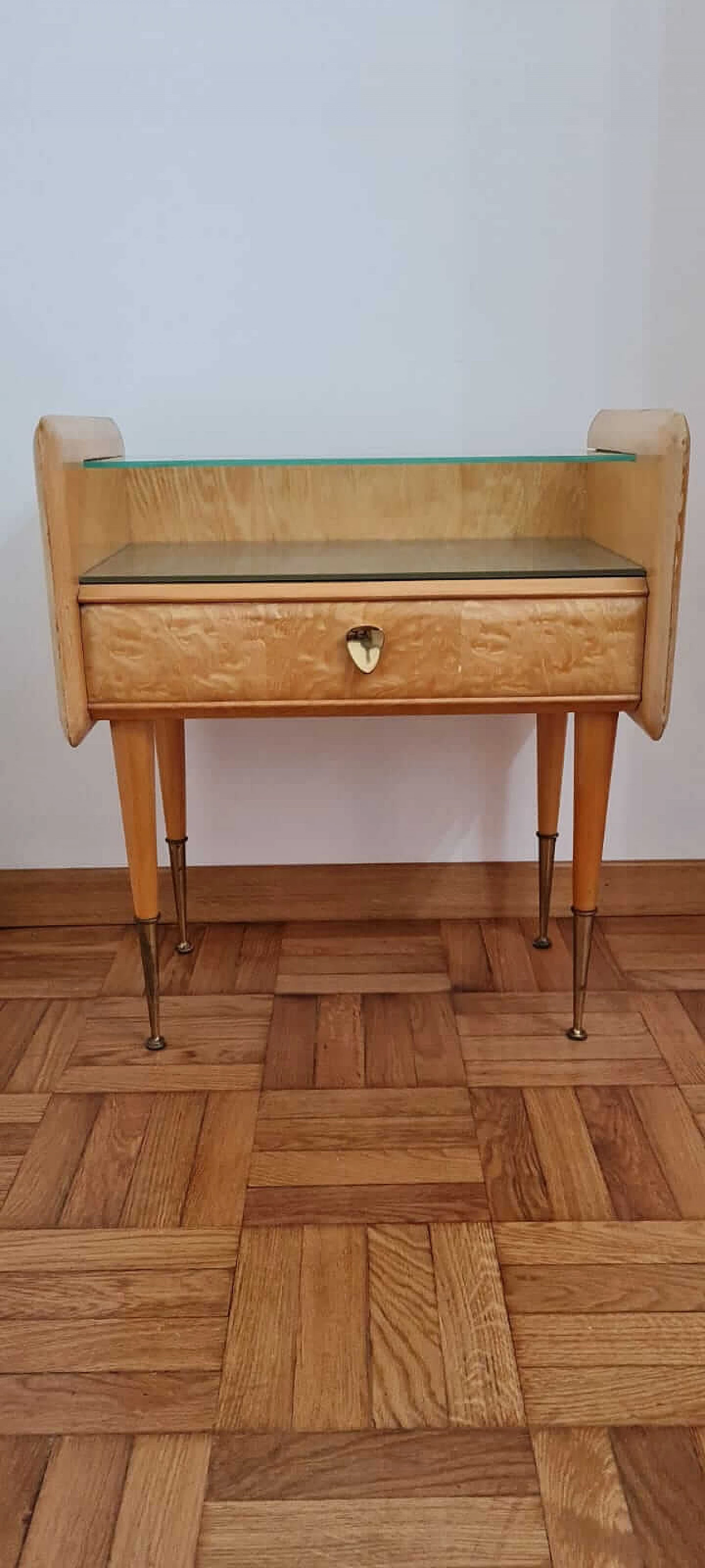 Pair of maple briar bedside tables, 1950s 1151657