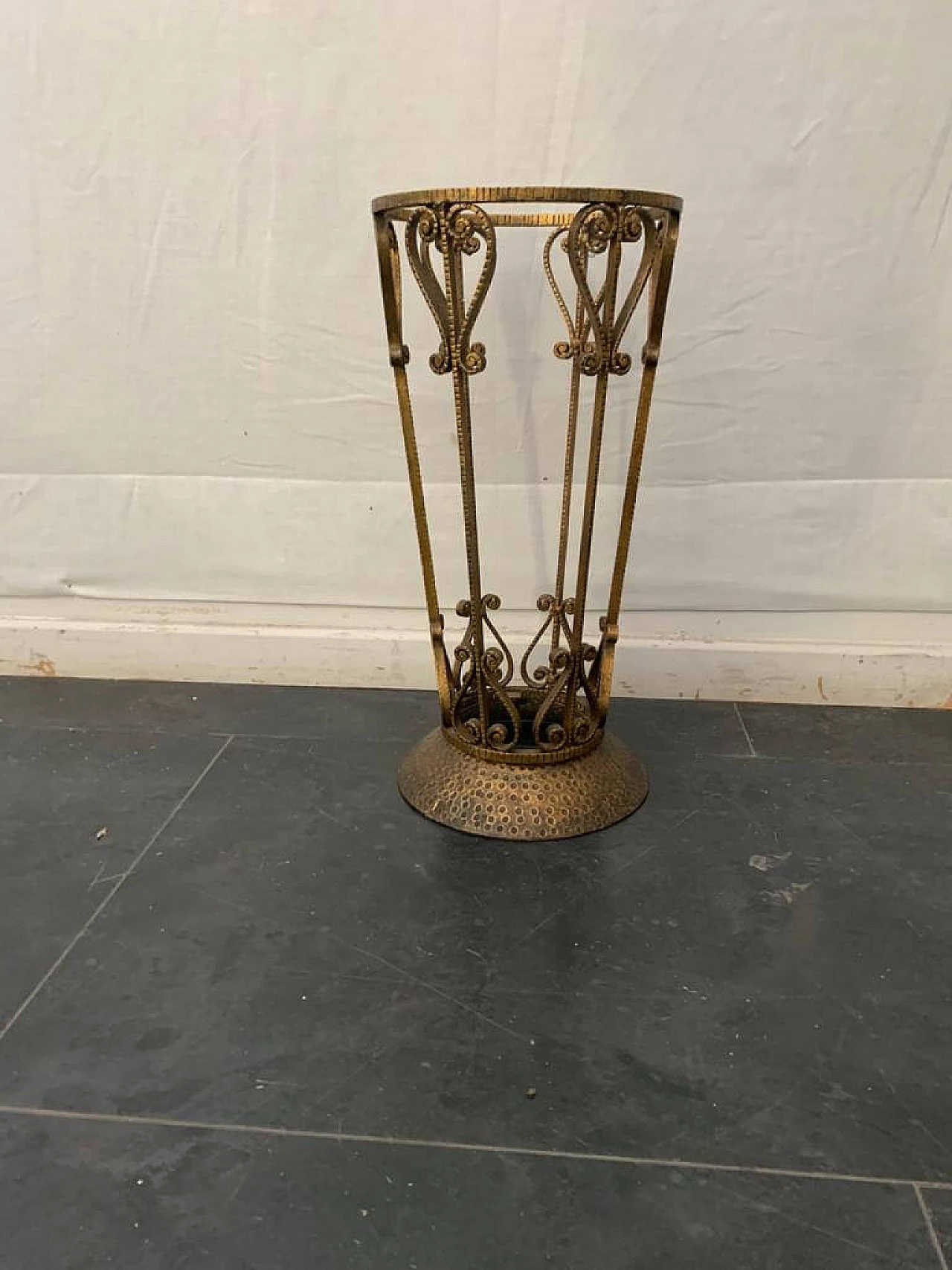 Umbrella stand in wrought iron, 60s 1151744