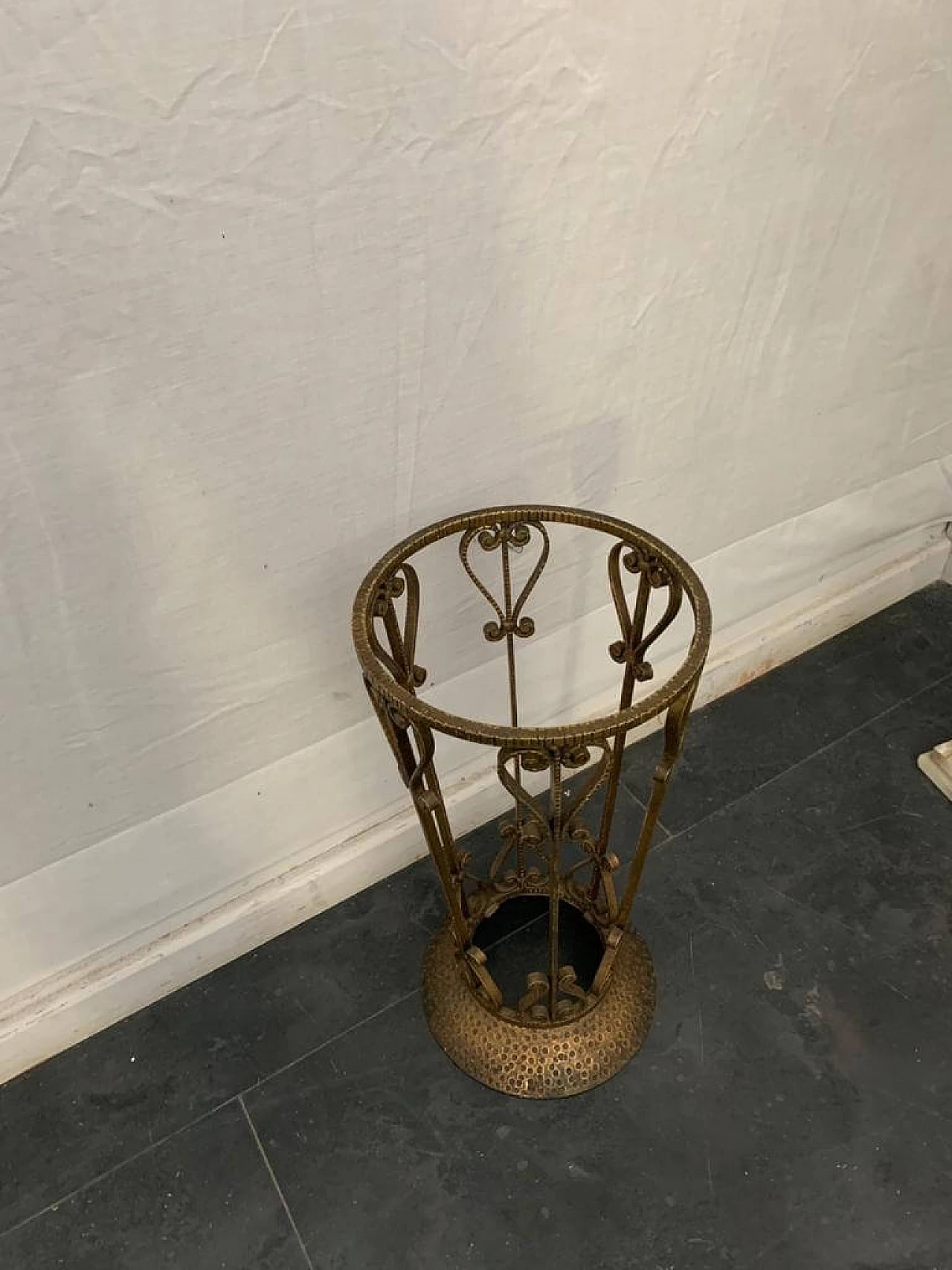 Umbrella stand in wrought iron, 60s 1151746