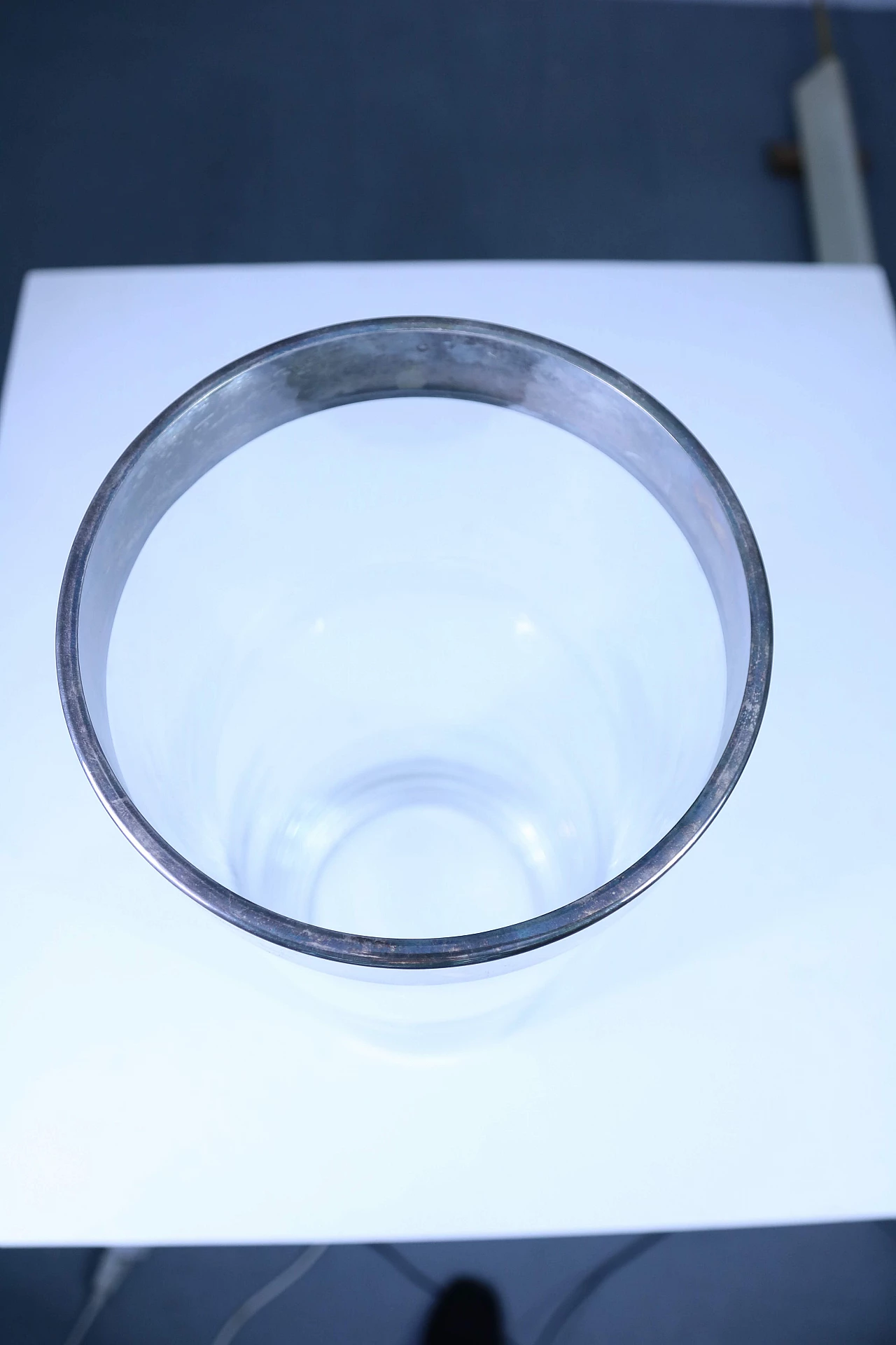 Grande vaso in vetro e metallo 1151800