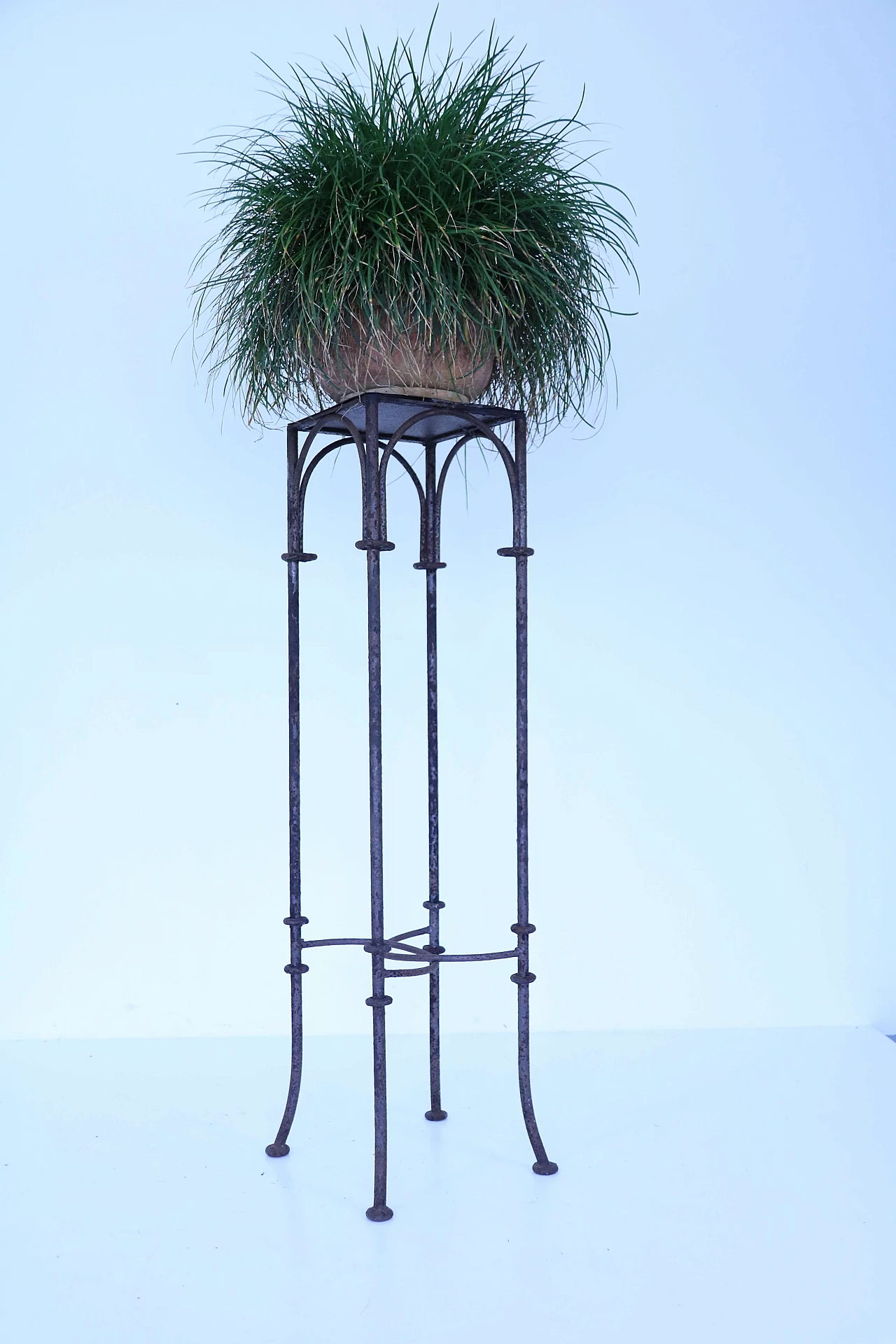 Tavolino alzata porta fiori in ferro per giardino, anni '50 1151913