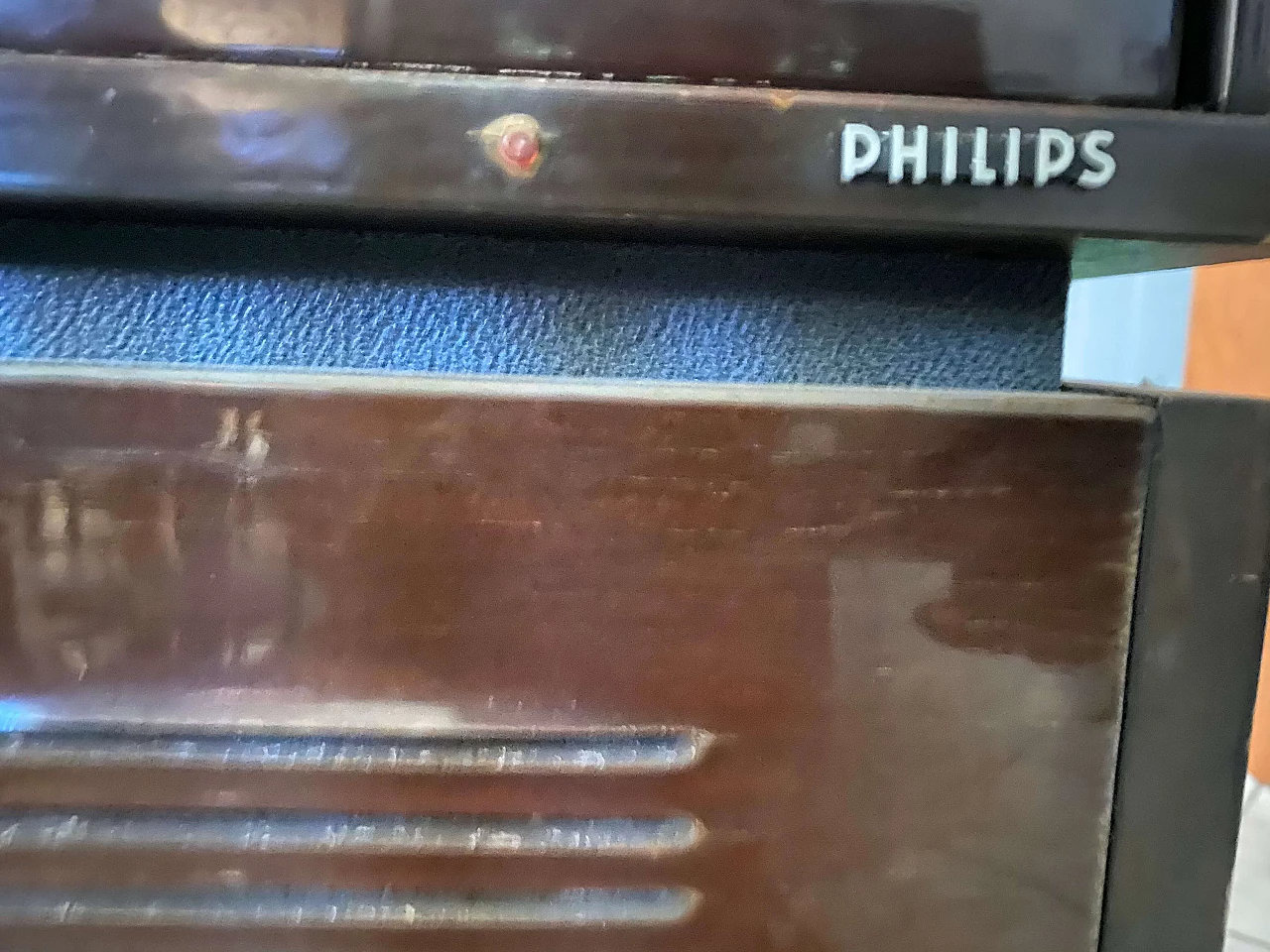Radio cabinet with turntable by Philips, 1960s 1152728