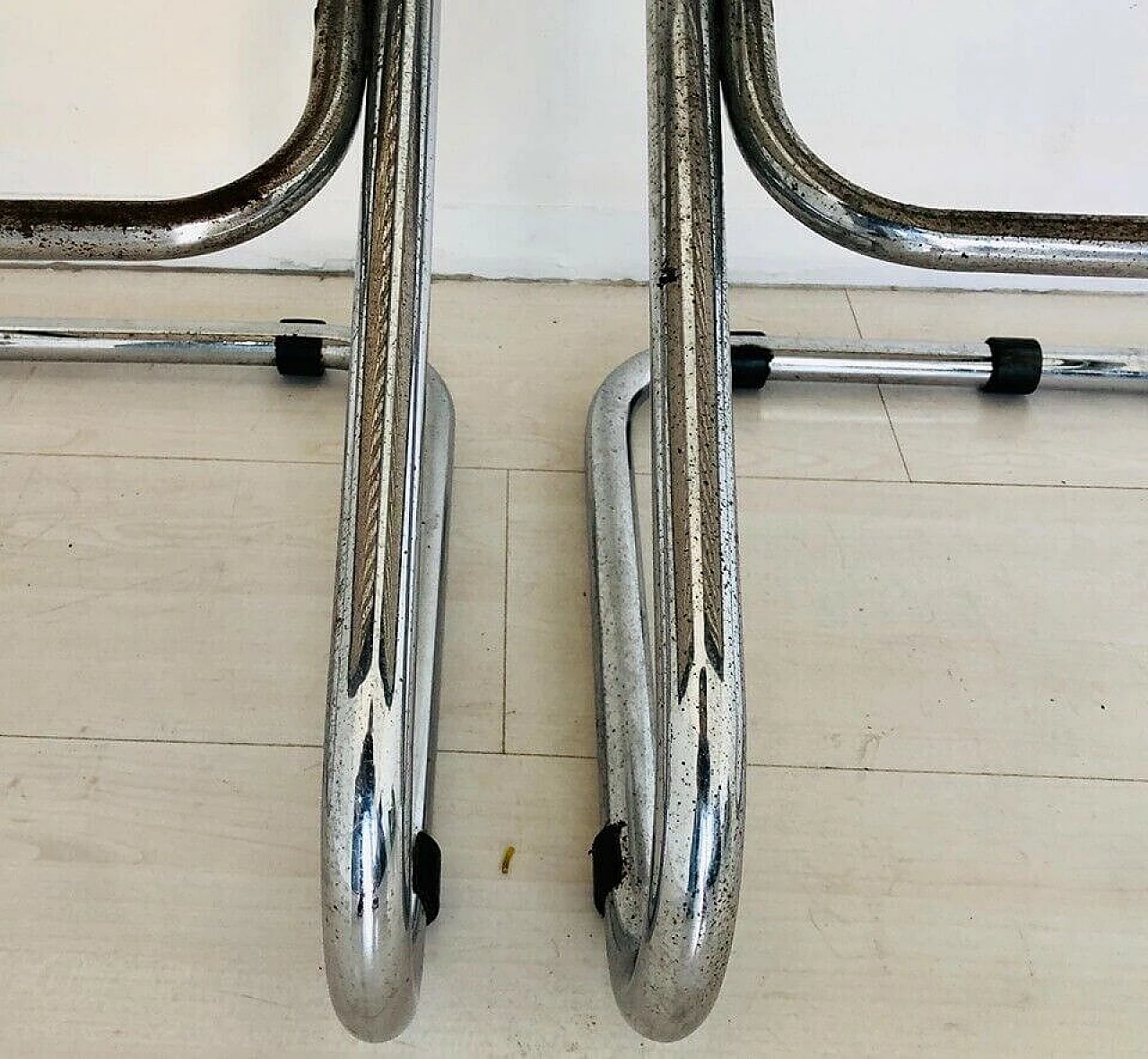 Pair of chairs Cesca, 70's 1152776