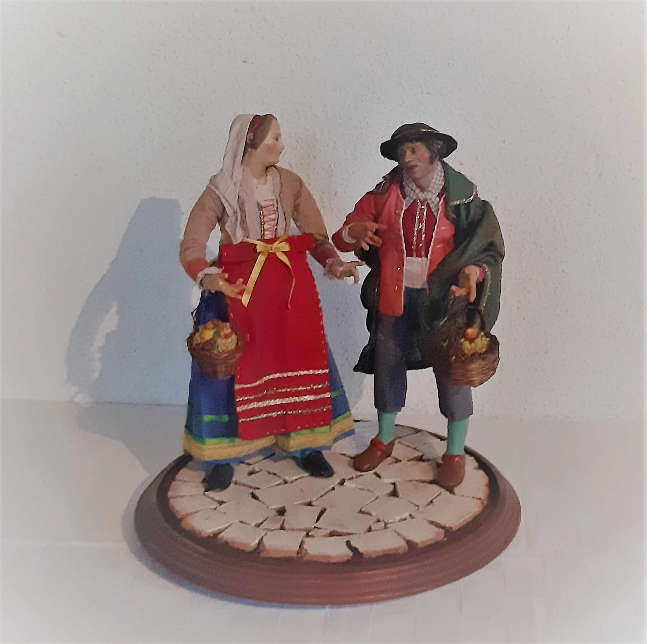 Coppia di statue di artigianato napoletano 1152782