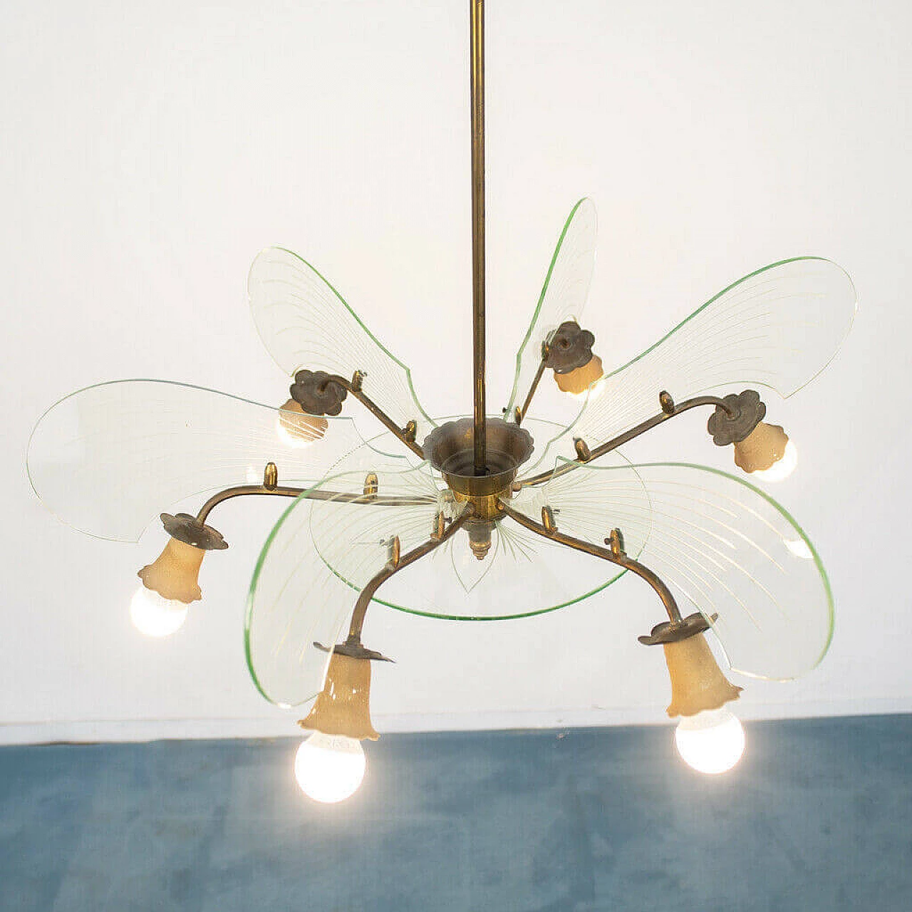 Chandelier in brass and glass, 6 lights, 50s 1152895
