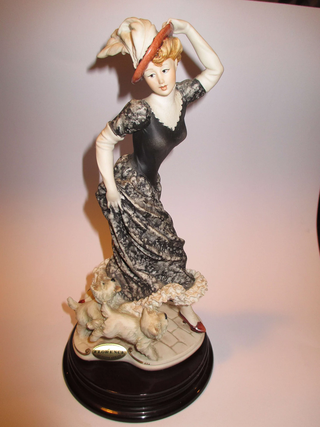 Statuette of Giuseppe Armani in ceramic 1153528