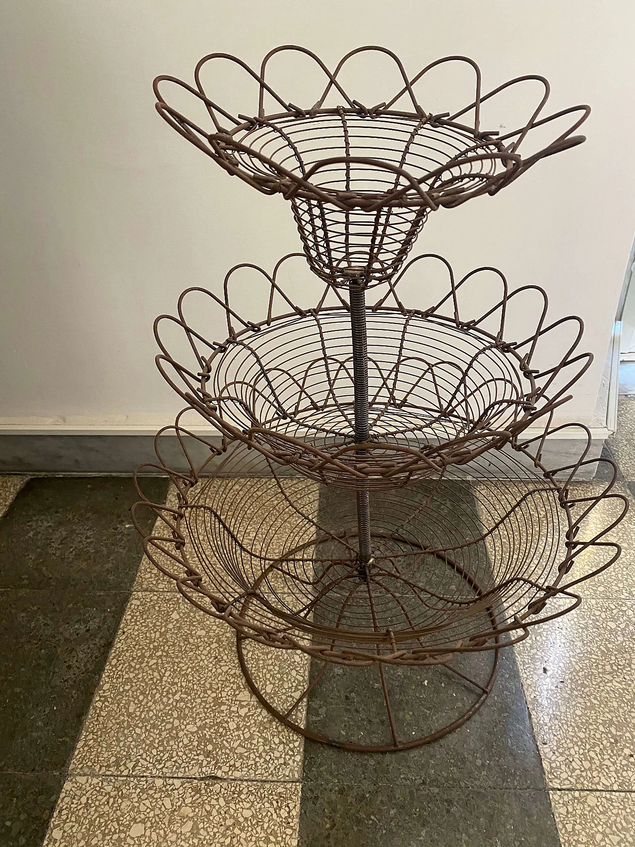 Wire fruit stand Mondo by Paola Navone for Cappellini 1153927
