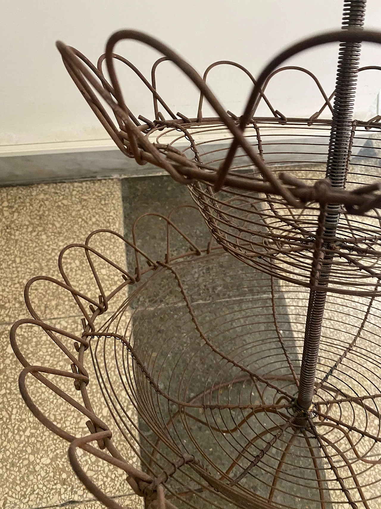 Wire fruit stand Mondo by Paola Navone for Cappellini 1153928