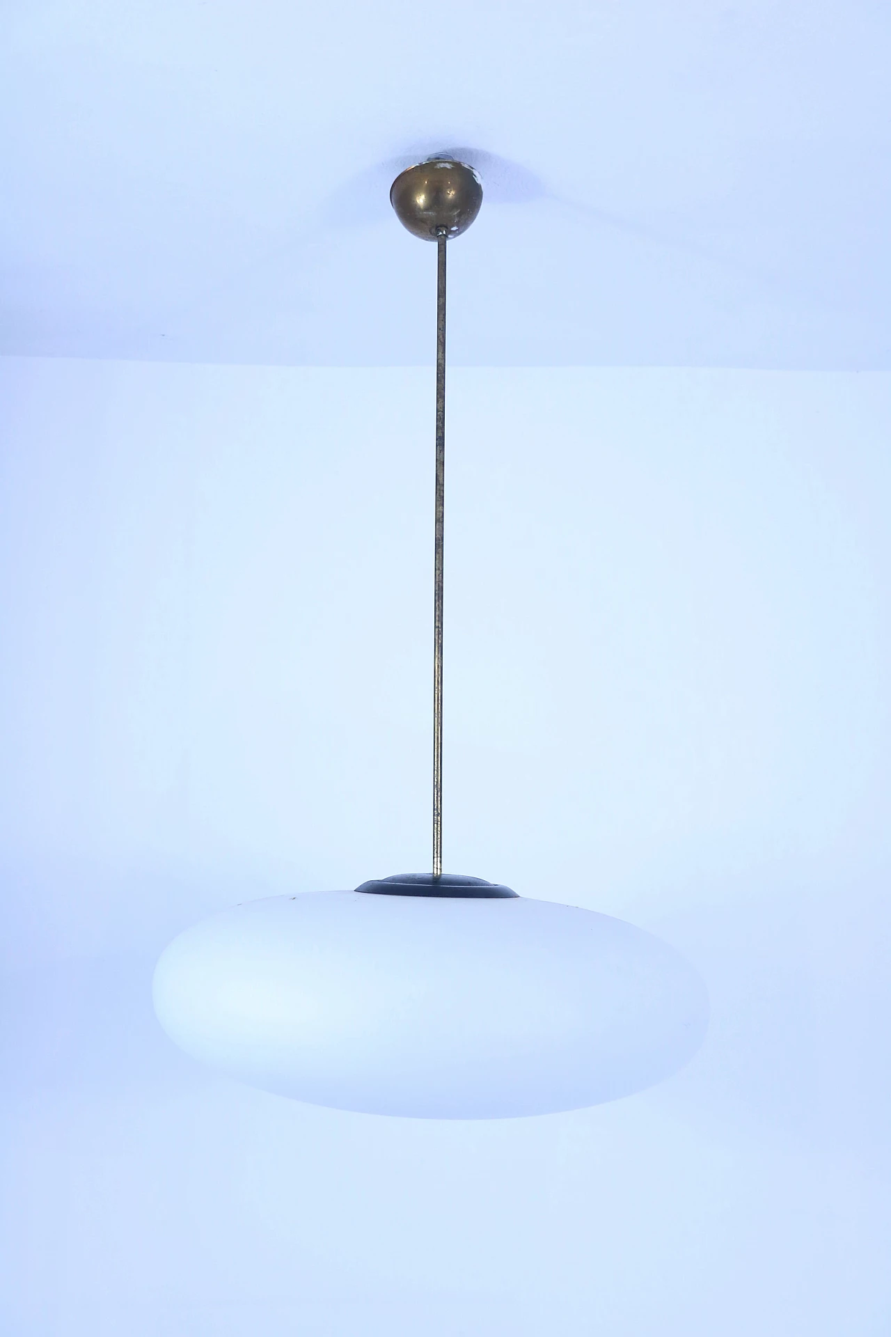 Chandelier in opaline glass, 50s 1155644