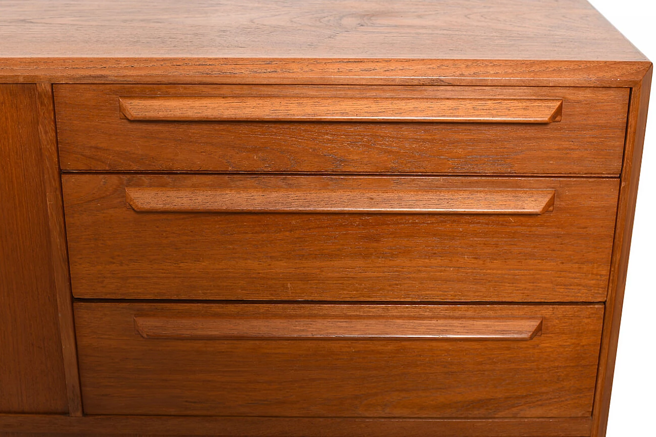 Credenza danese in teak con angolo bar, anni '50 1156433